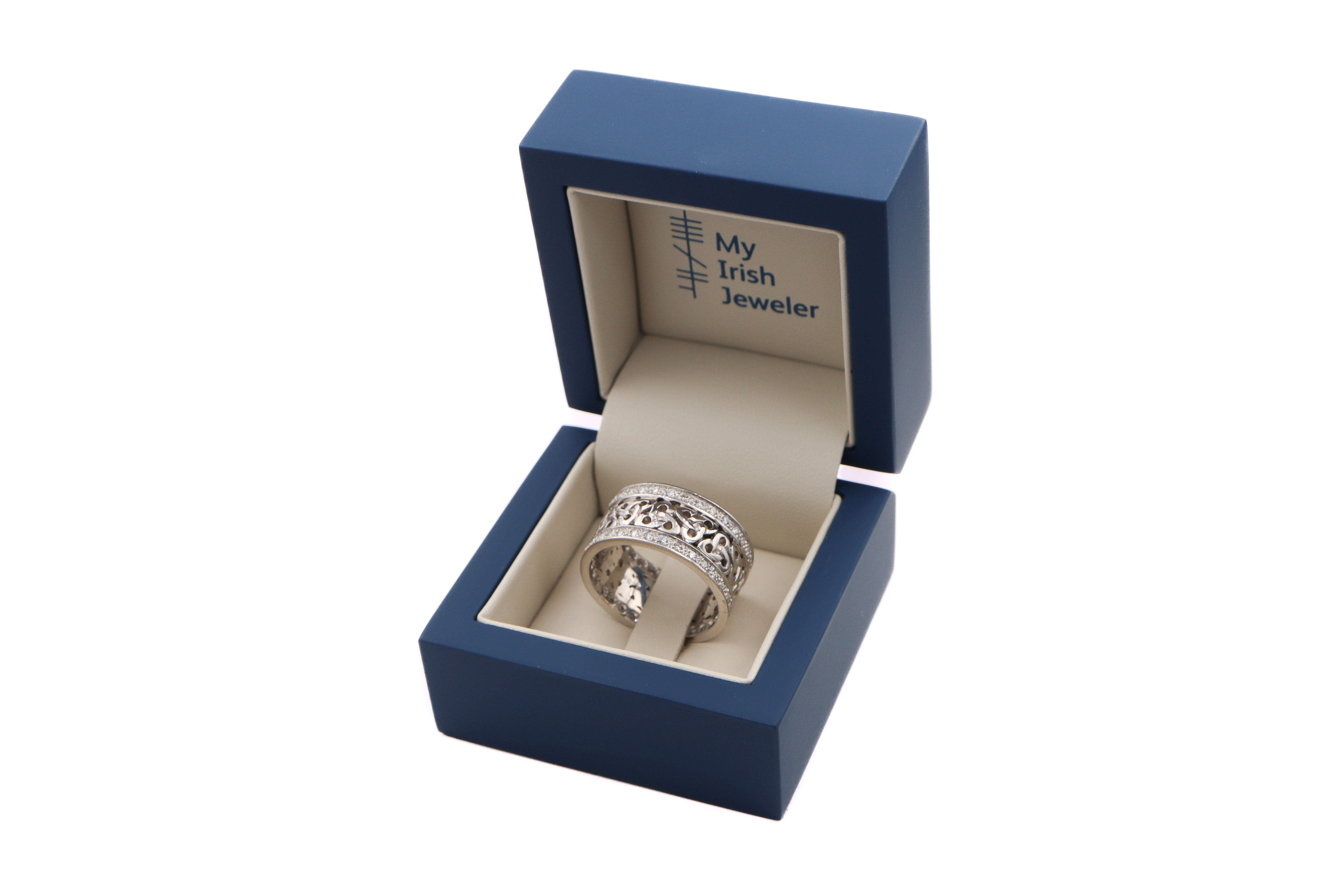 Attractive Polished Platinum Trinity Knot 10.0mm Ring. In Luxury Packaging.