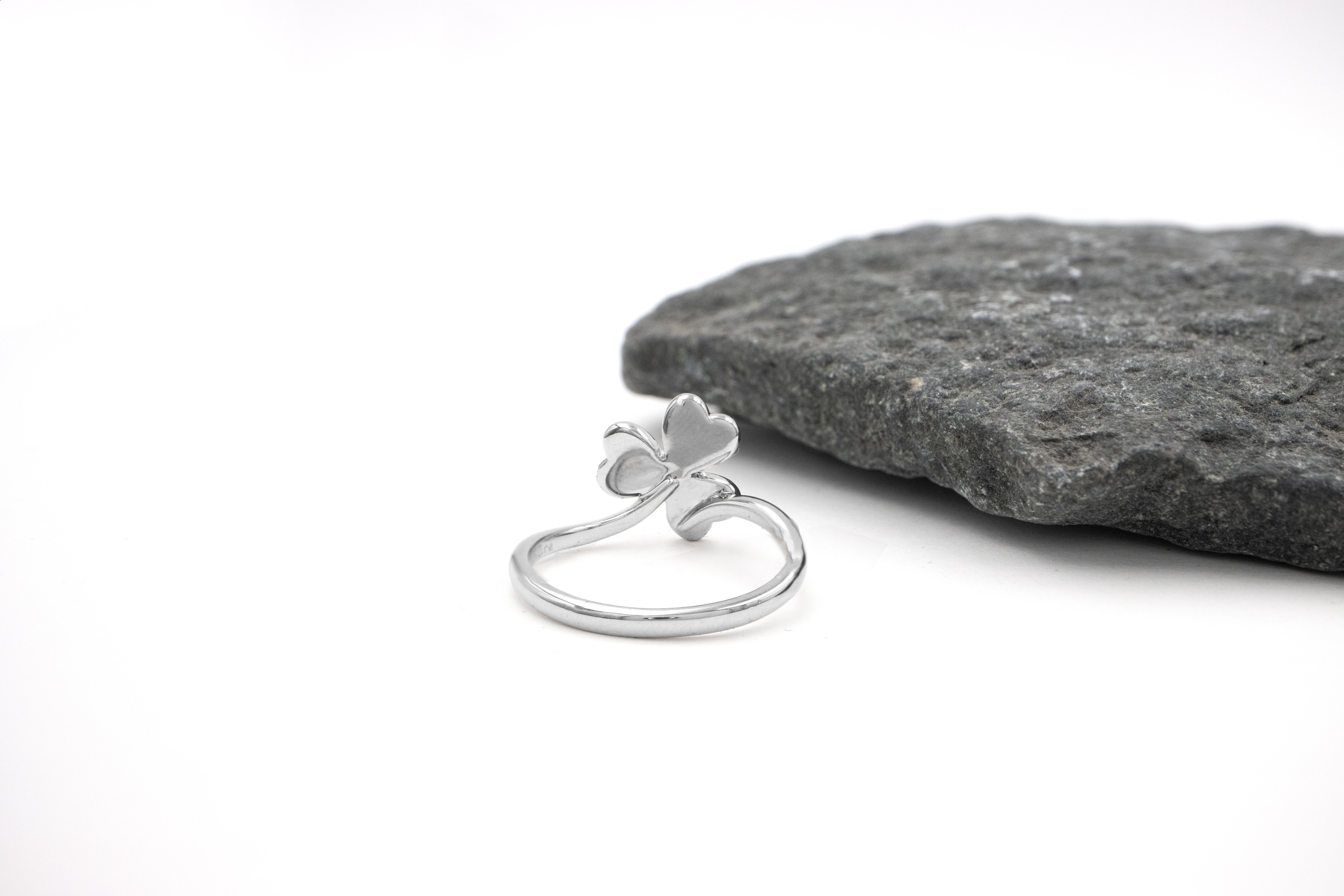 Womens Polished Sterling Silver Shamrock Ring. Picture Of The Back.