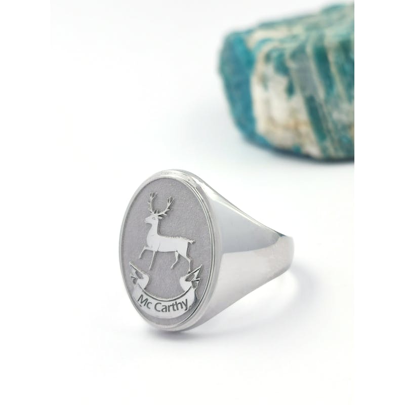 Family Crest - Mc Carthy family crest ring