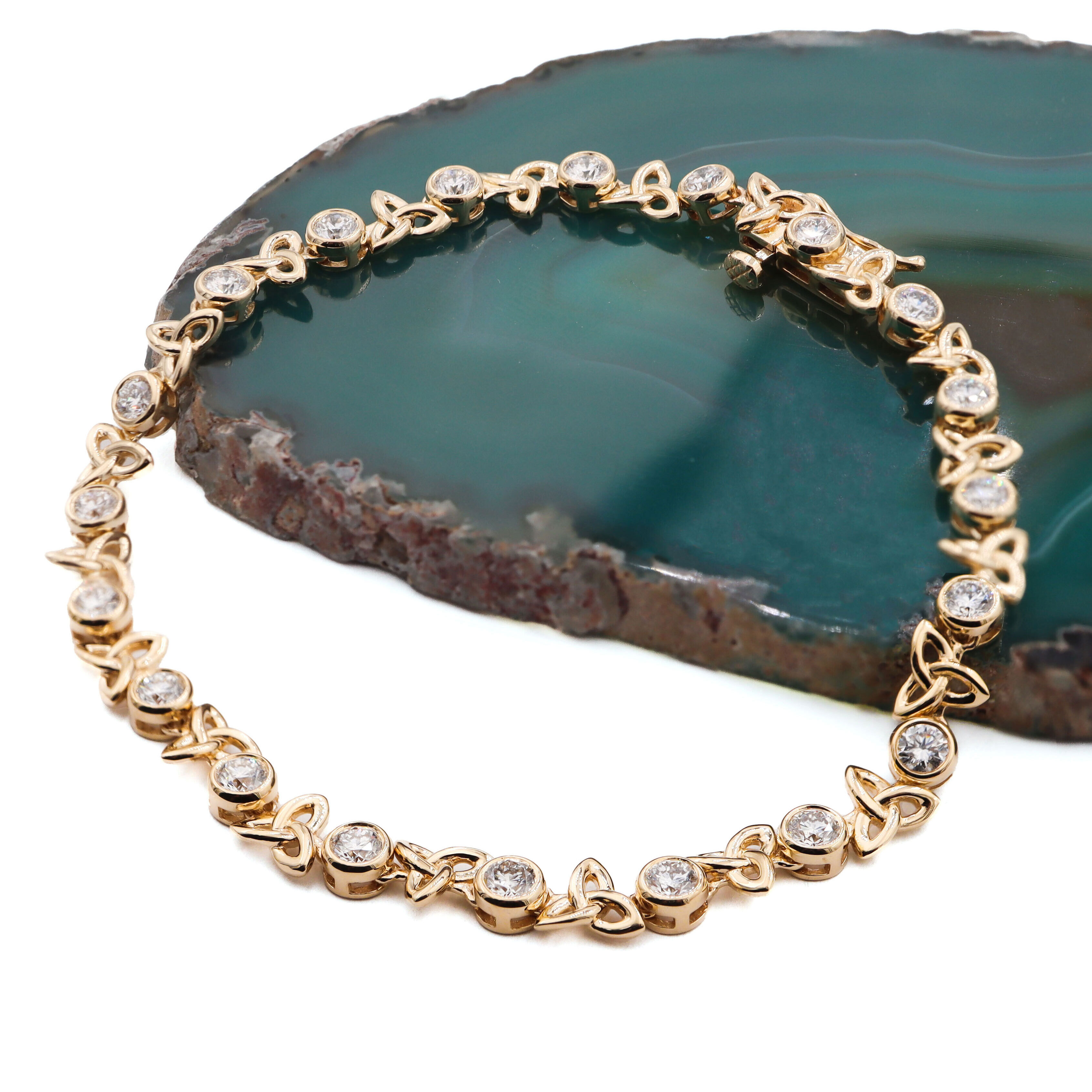 2ct Diamond Trinity Knot Bracelet