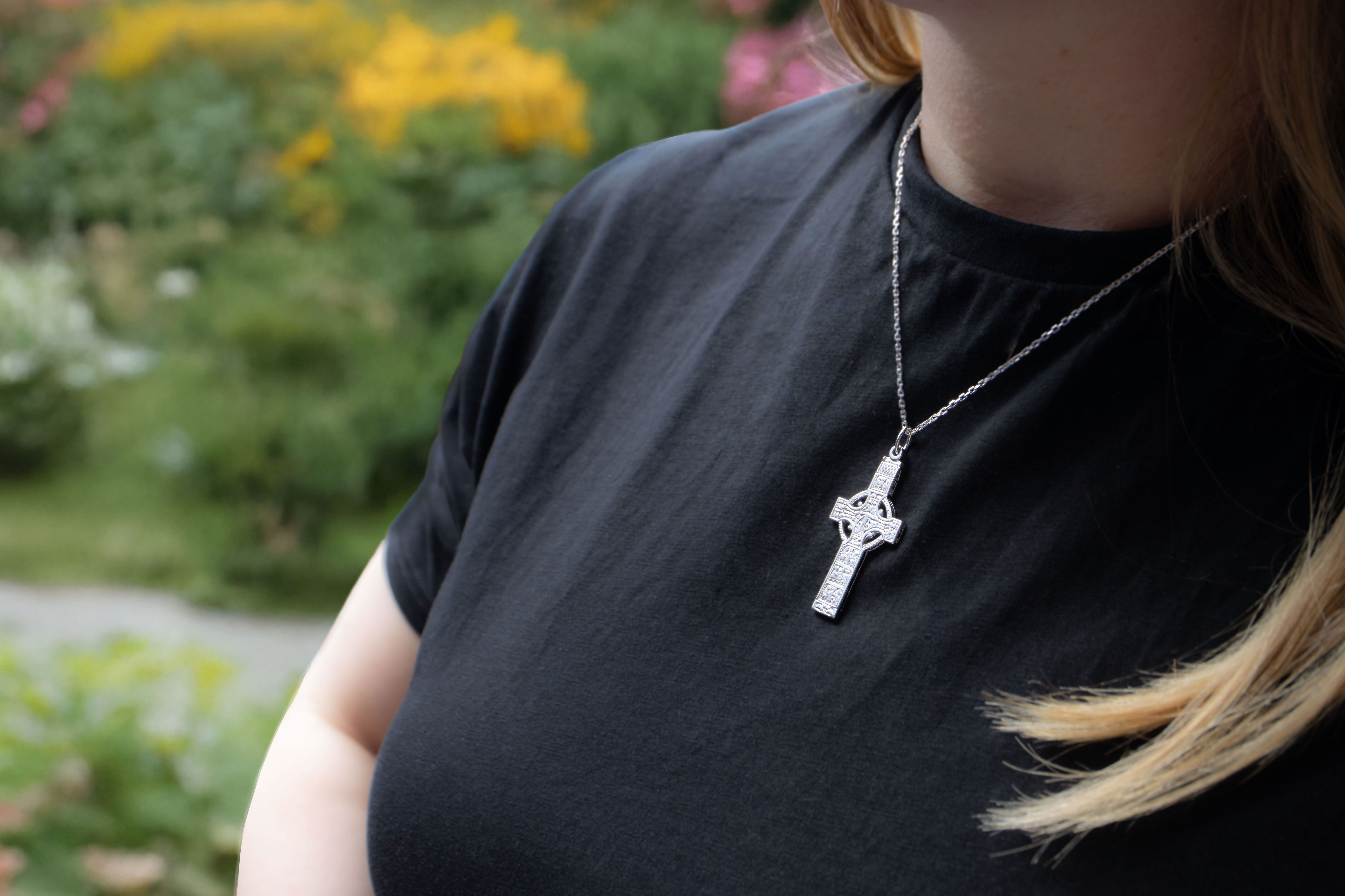 New Silver Heirloom Muiredach Celtic Cross Sku 10187 Model Womens