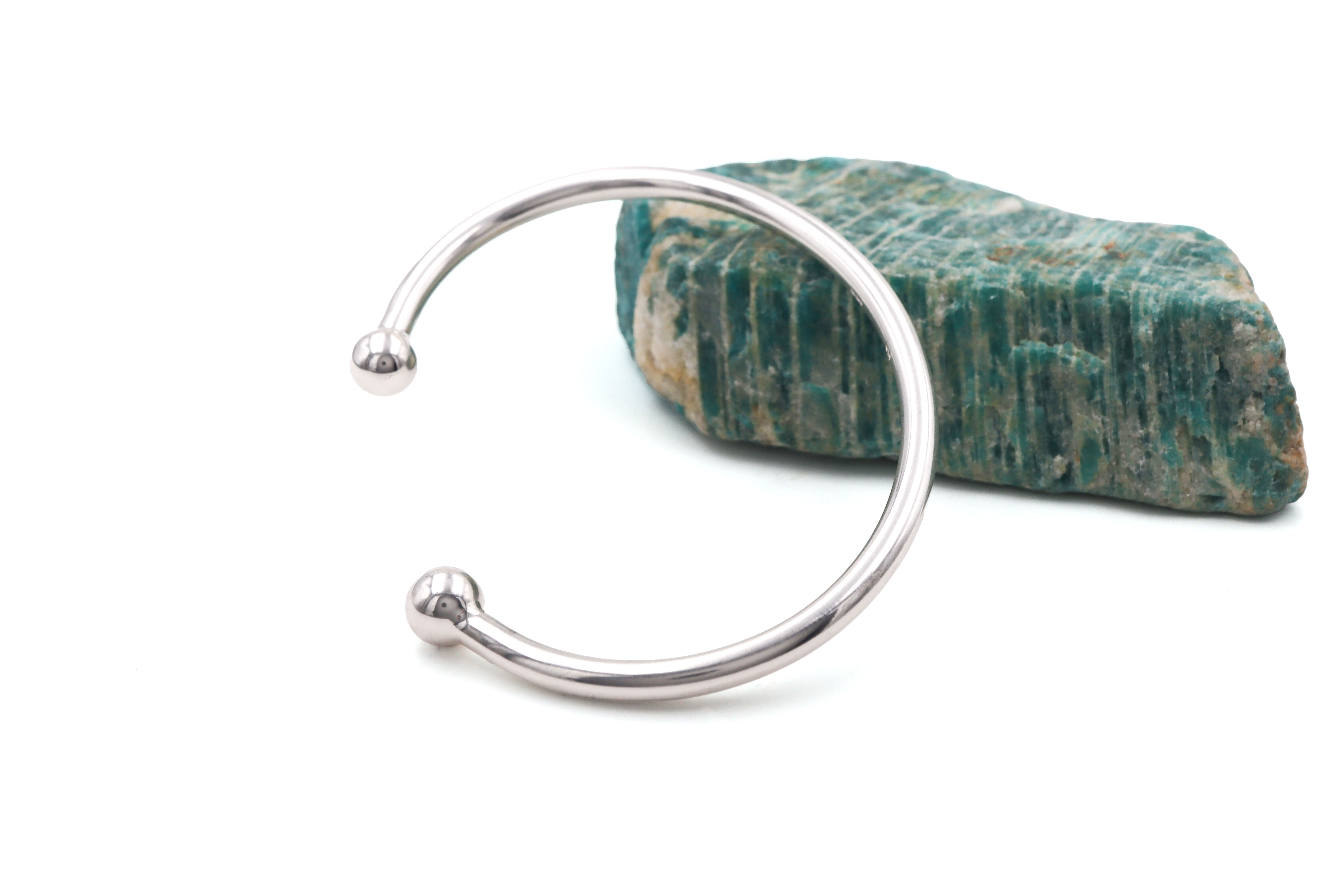 Small Sterling Silver Gaelic Bangle. Side View.