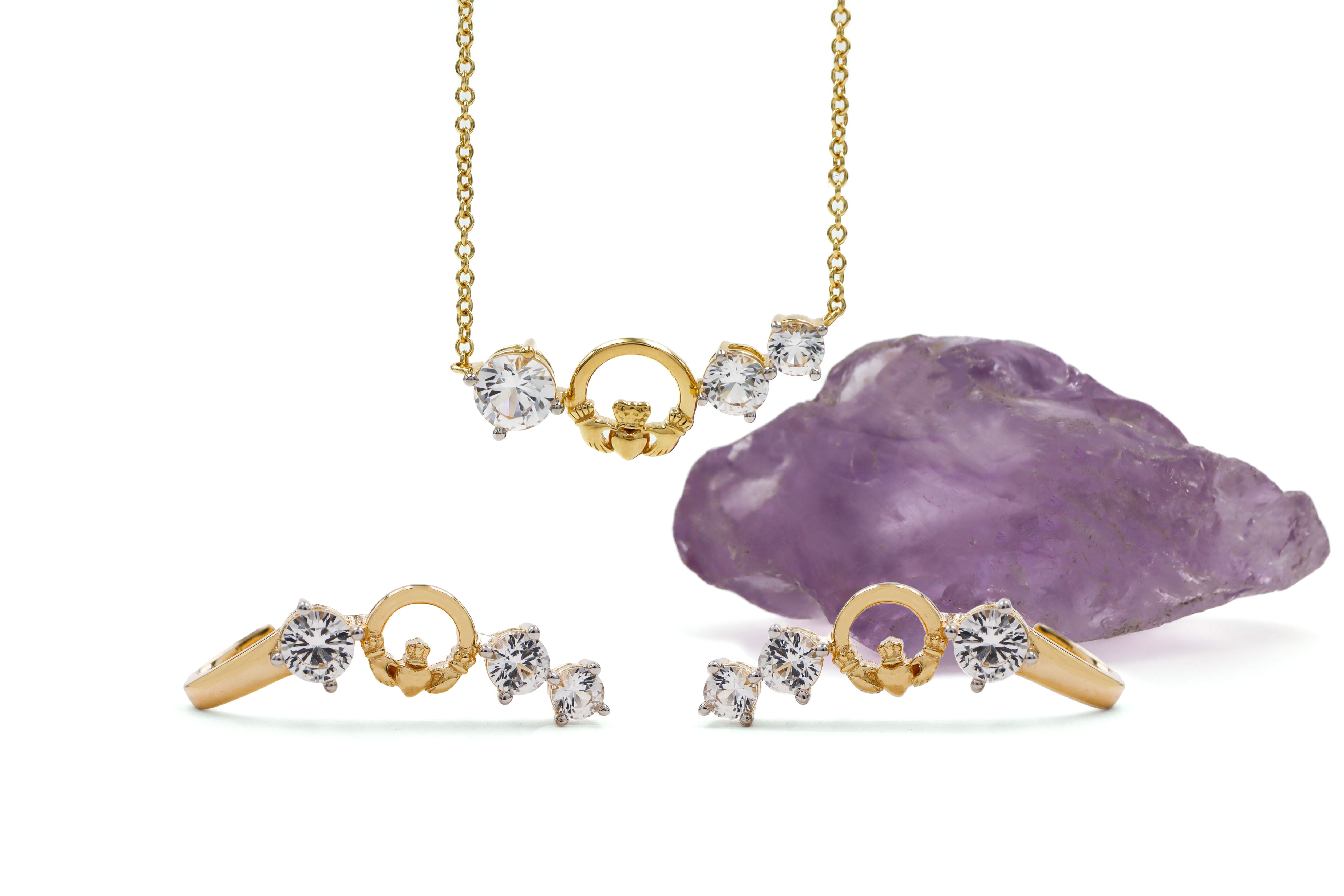 Attractive Gold Vermeil Claddagh Necklace For Women With a Polished Finish