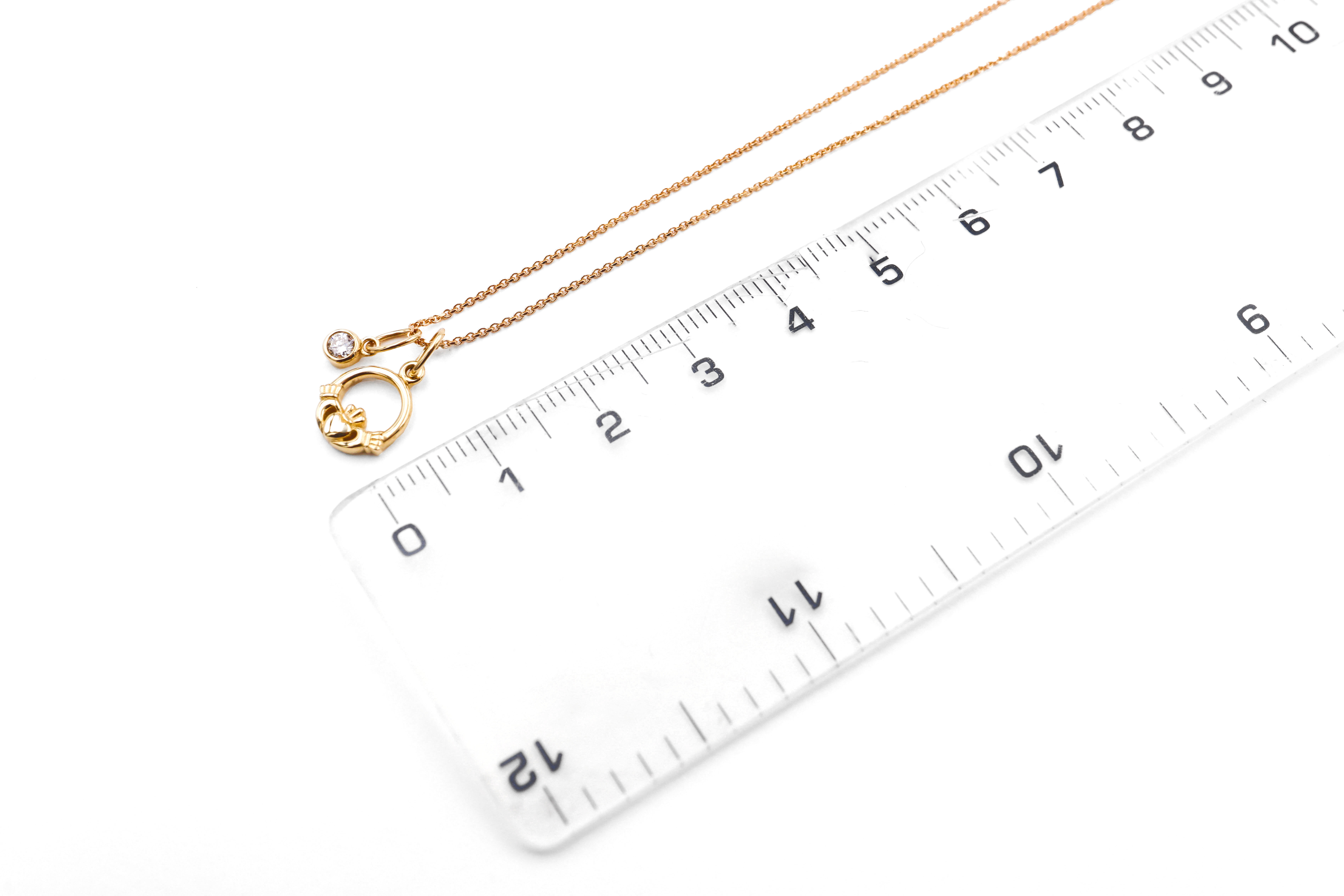 Womens Polished 14K Yellow Gold Claddagh Gift Set. Picture For Scale.