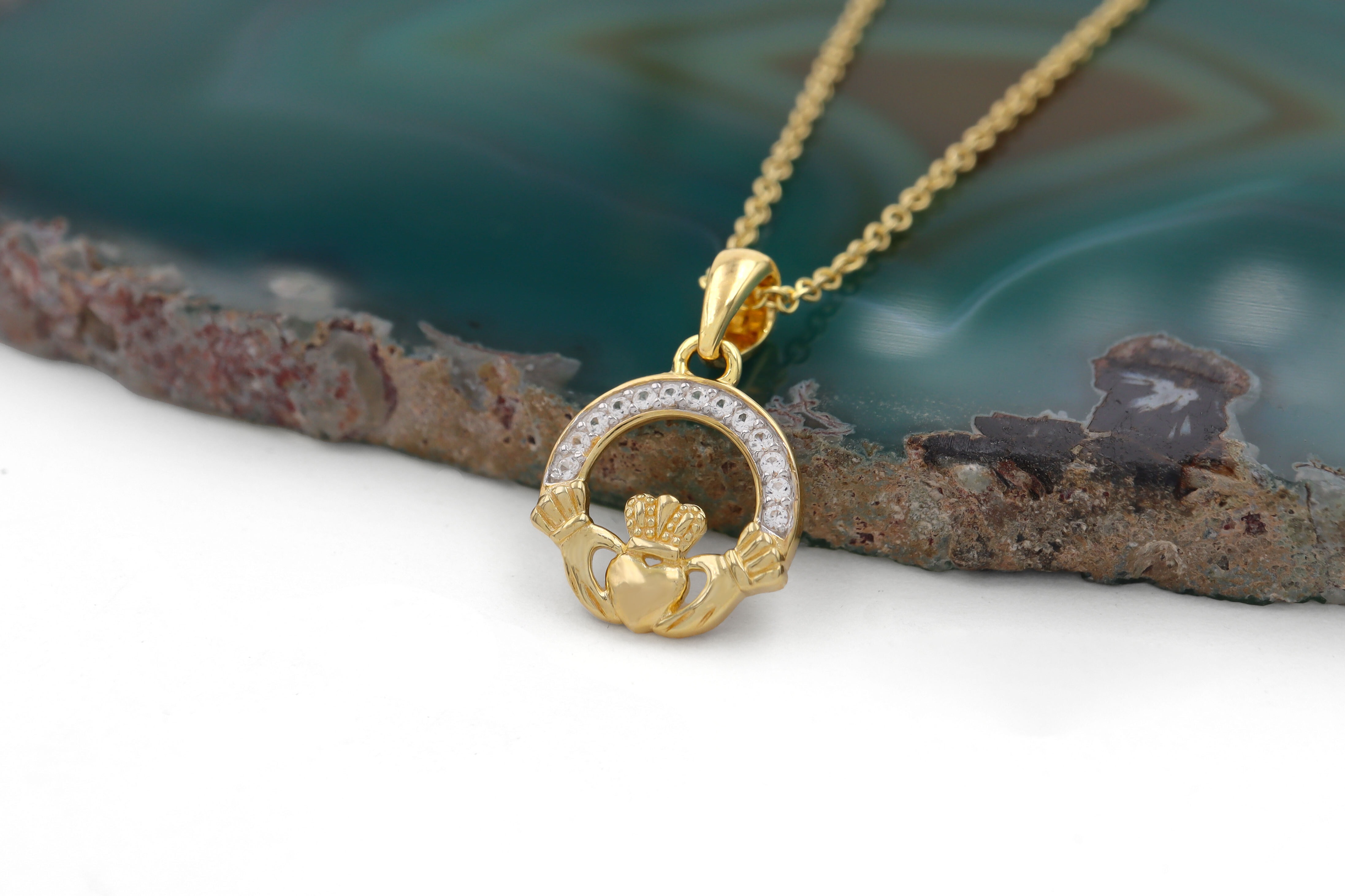 Petite Gold Vermeil Claddagh Necklace Sku 25158 side