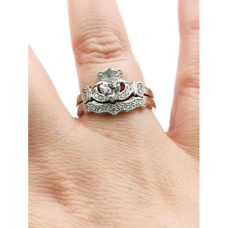 Authentic Platinum Claddagh Ring For Women