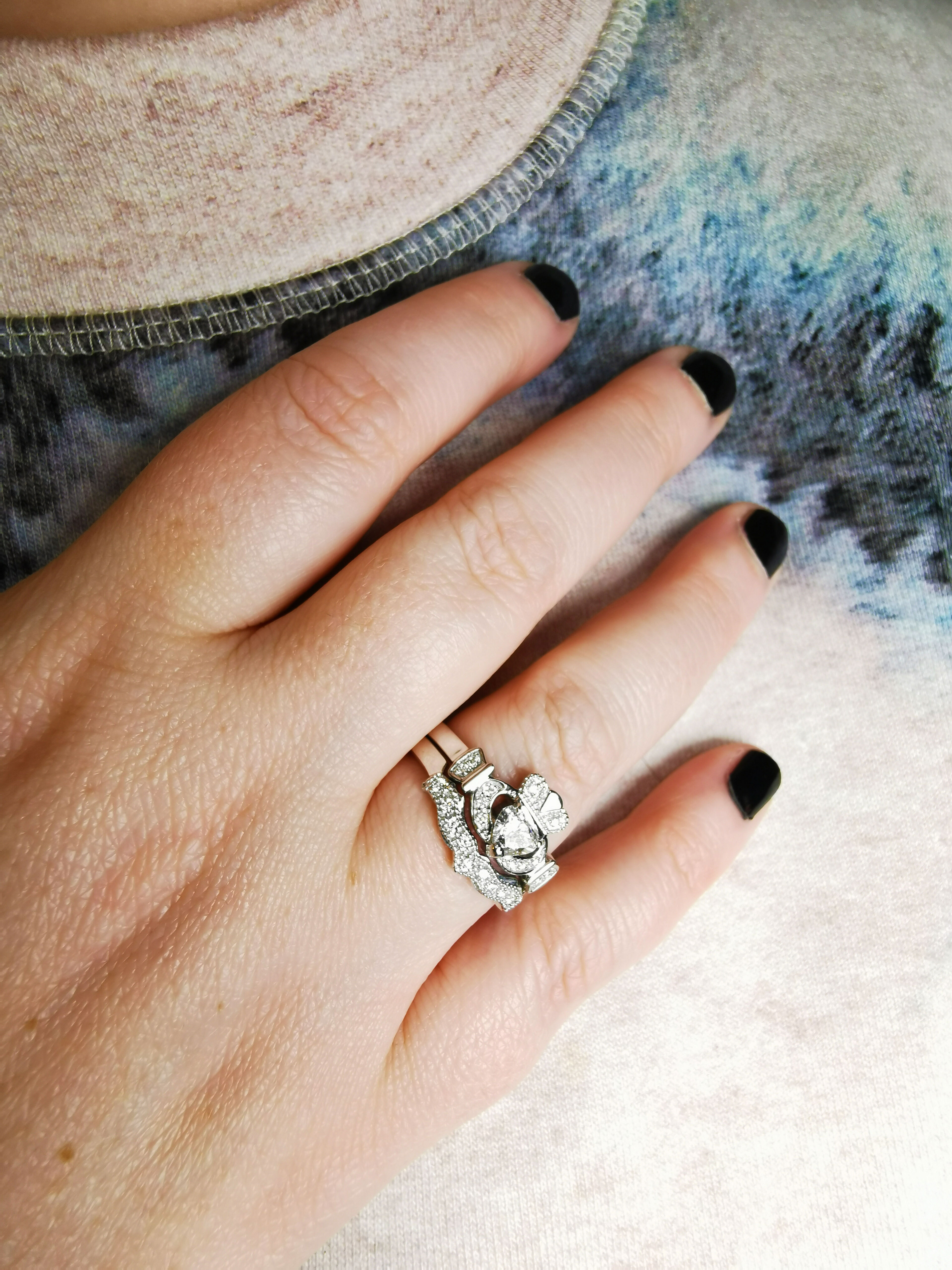 Gorgeous Platinum Claddagh Engagement Ring For Women