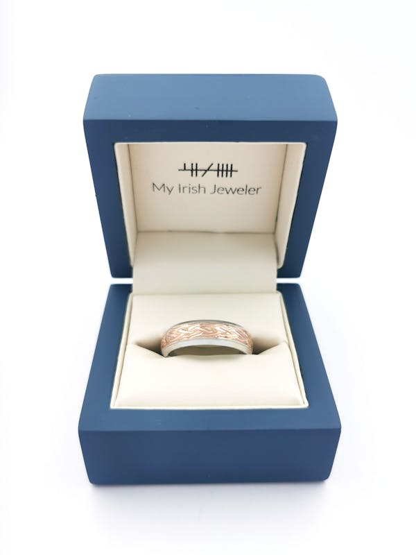 Gorgeous Platinum & Rose Gold Celtic Knot Wedding Ring. In Luxury Packaging.