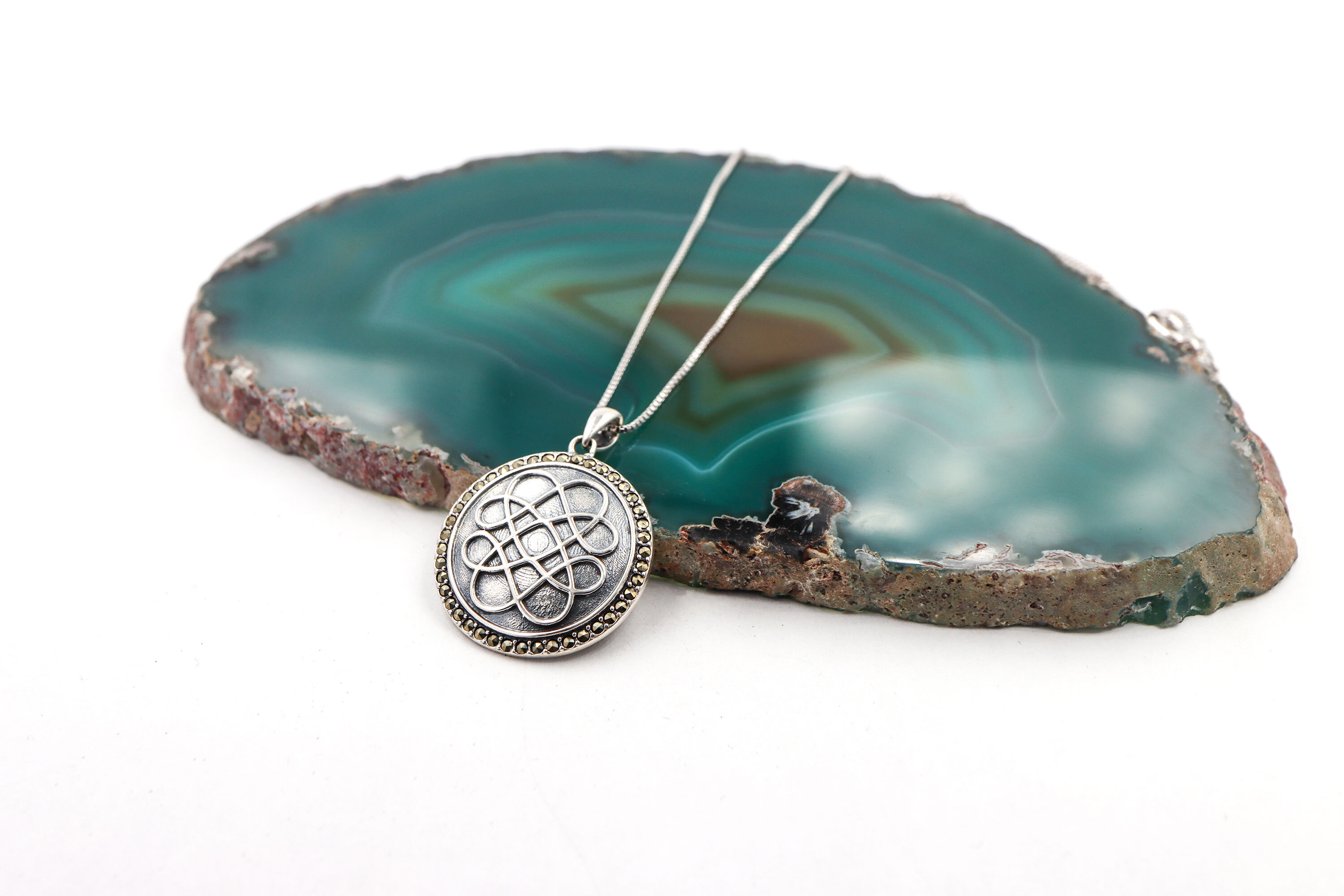 Attractive Sterling Silver Celtic Knot Necklace For Women