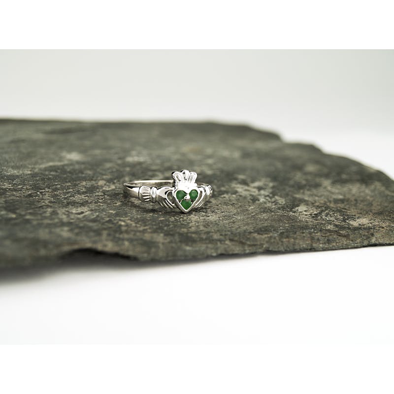 Gorgeous 14K White Gold Claddagh Ring For Women