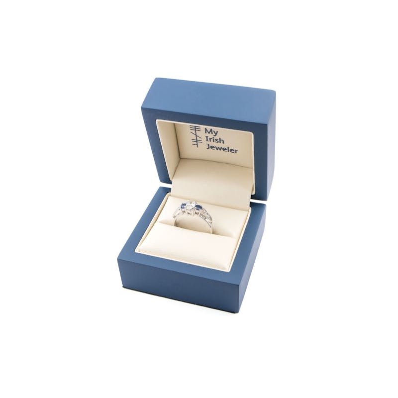 Luxurious 14K White Gold Trinity Knot 0.40ct Lab Grown Diamond Ring For Women