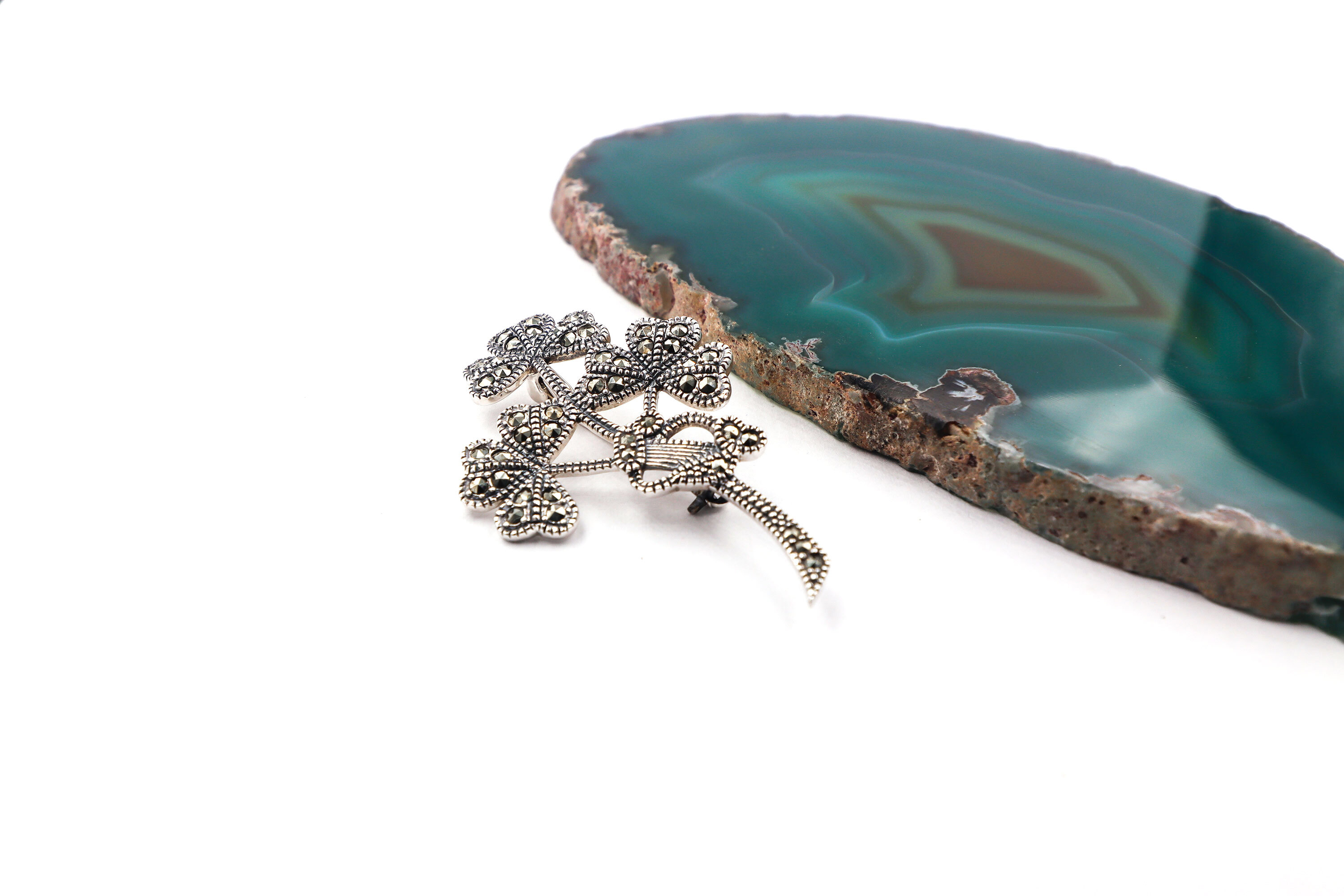 Womens Shamrock Brooch in Sterling Silver