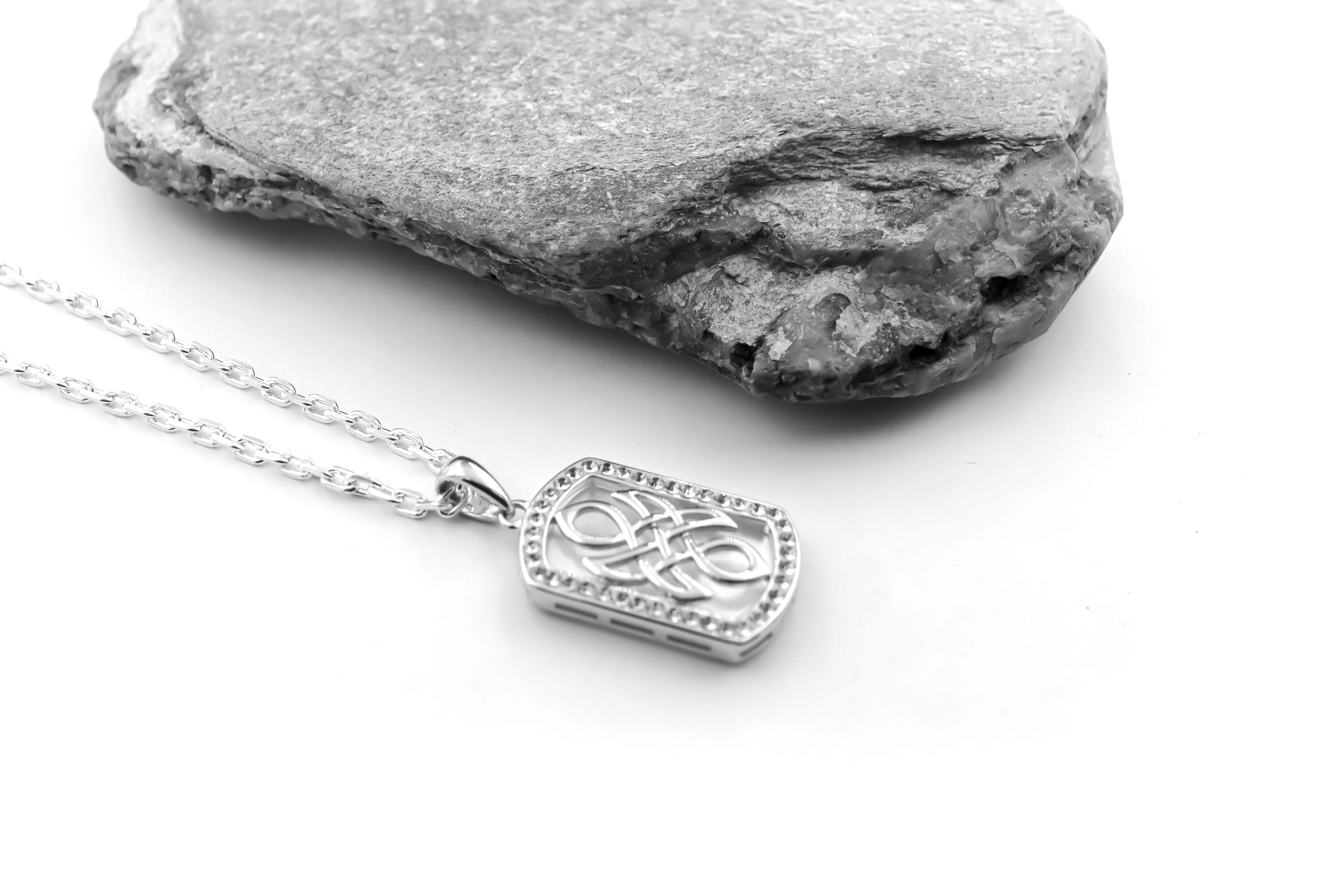 Attractive Sterling Silver Celtic Knot Necklace For Women