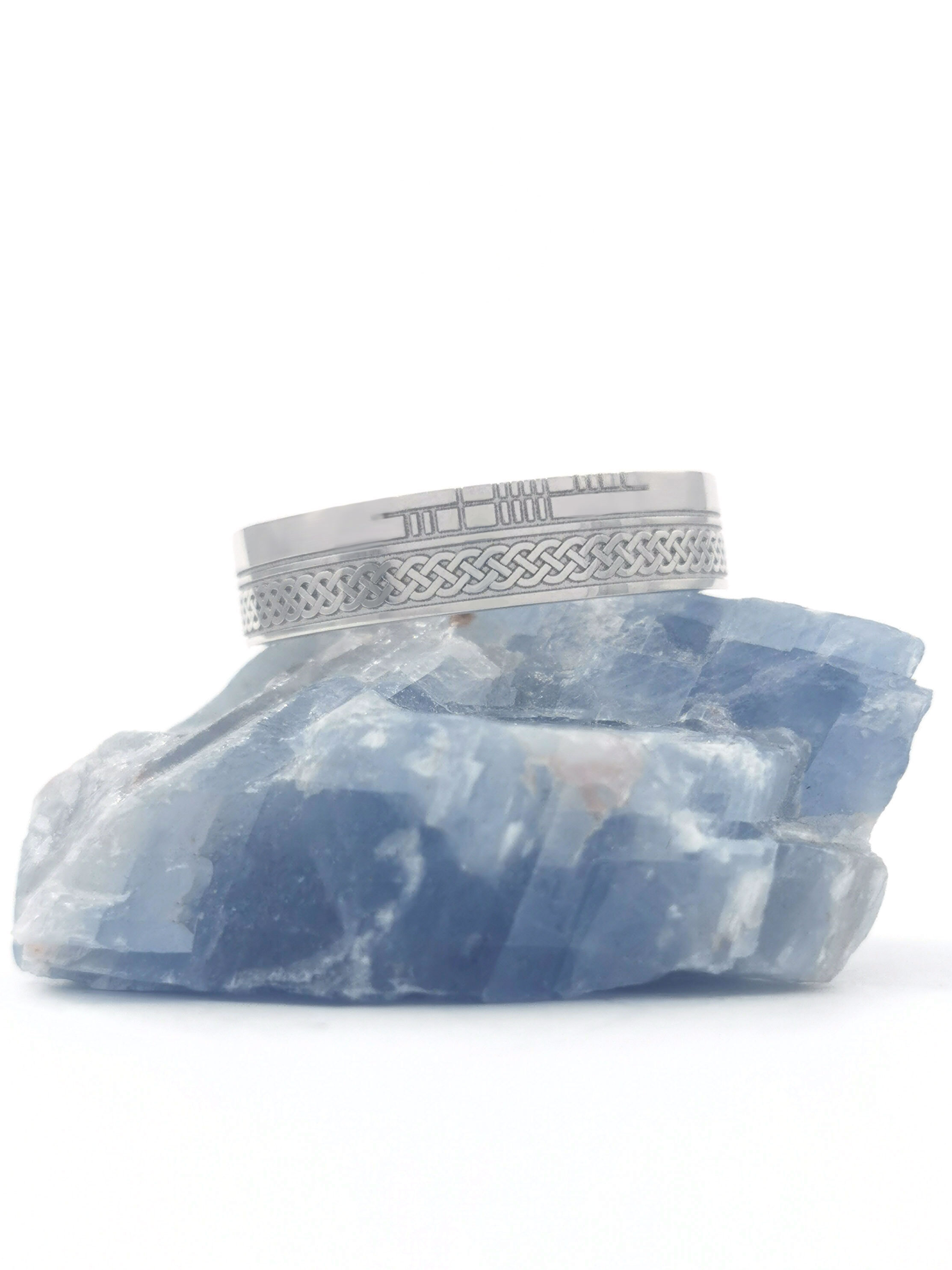 Genuine Platinum 950 Ogham Ring With a Florentine Finish