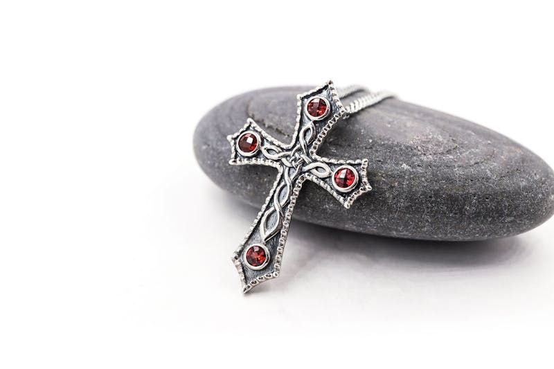 Gorgeous Sterling Silver Celtic Cross Necklace