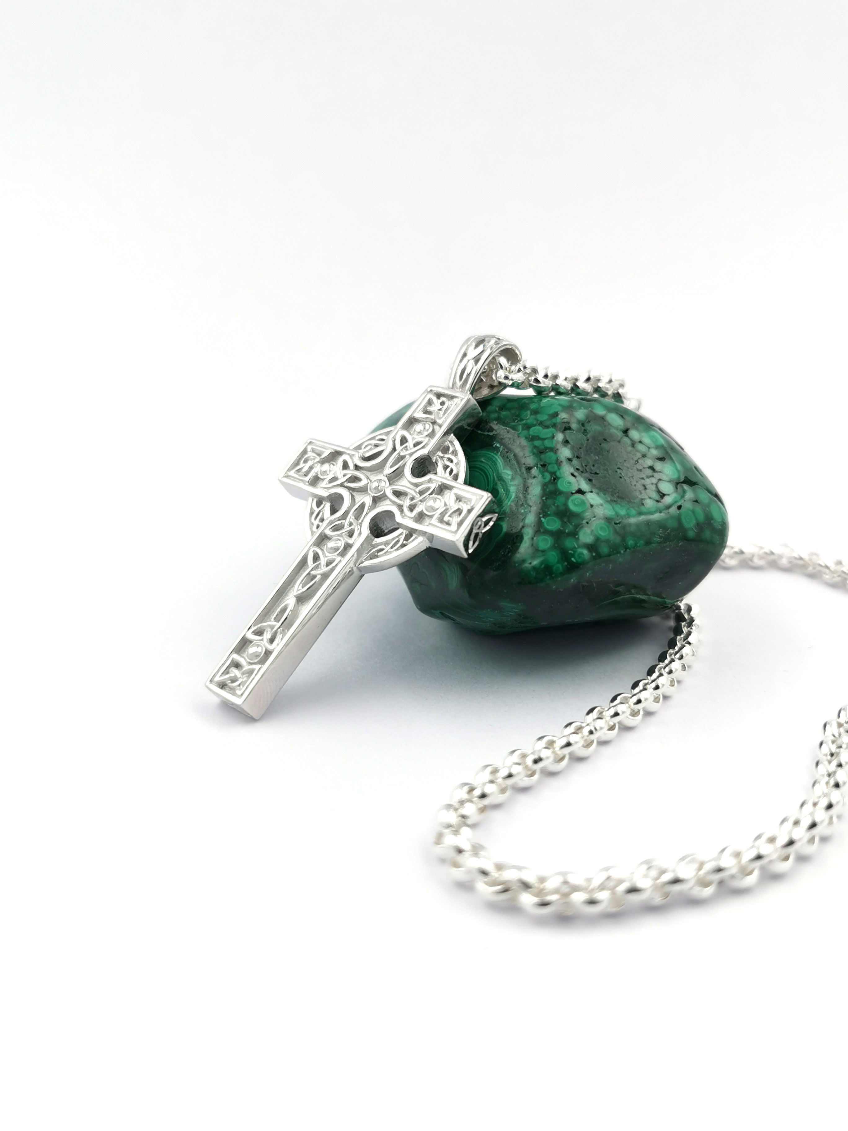 Celtic necklace online