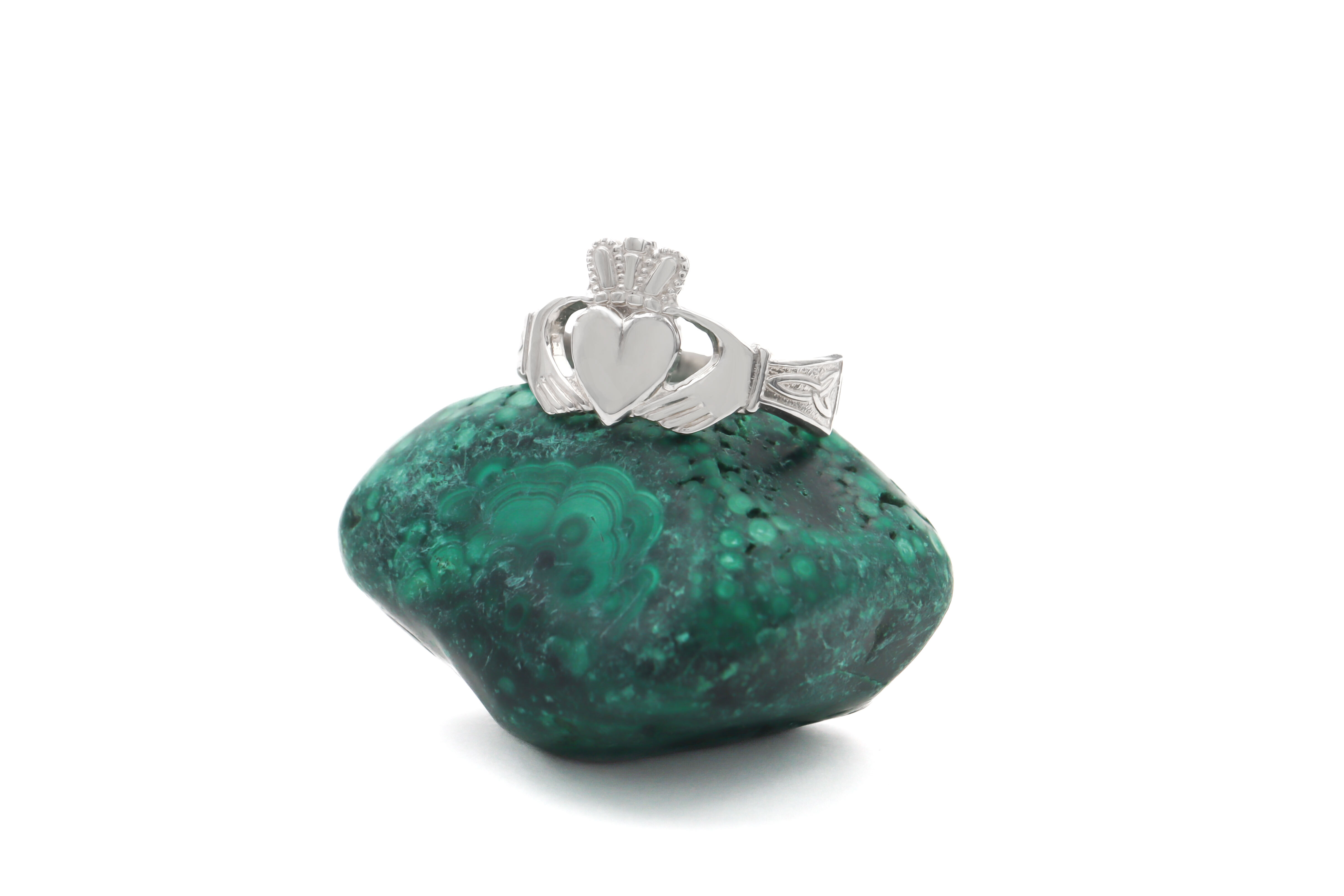 Striking Platinum 950 Claddagh Ring For Men