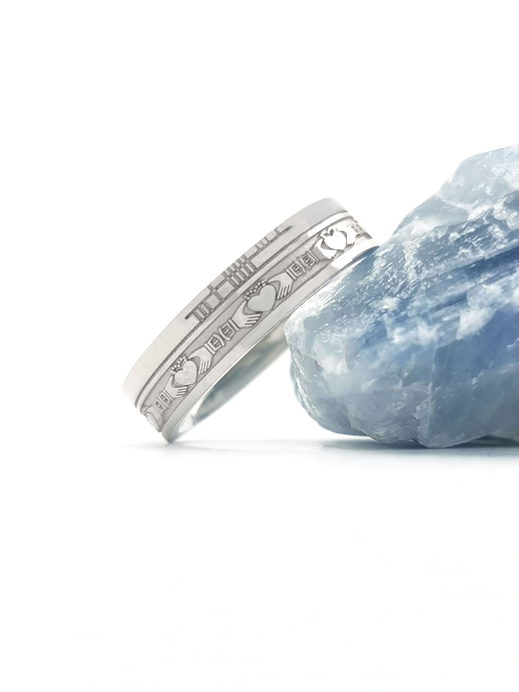 Ogham 5.2mm Ring in Platinum 950 With a Florentine Finish