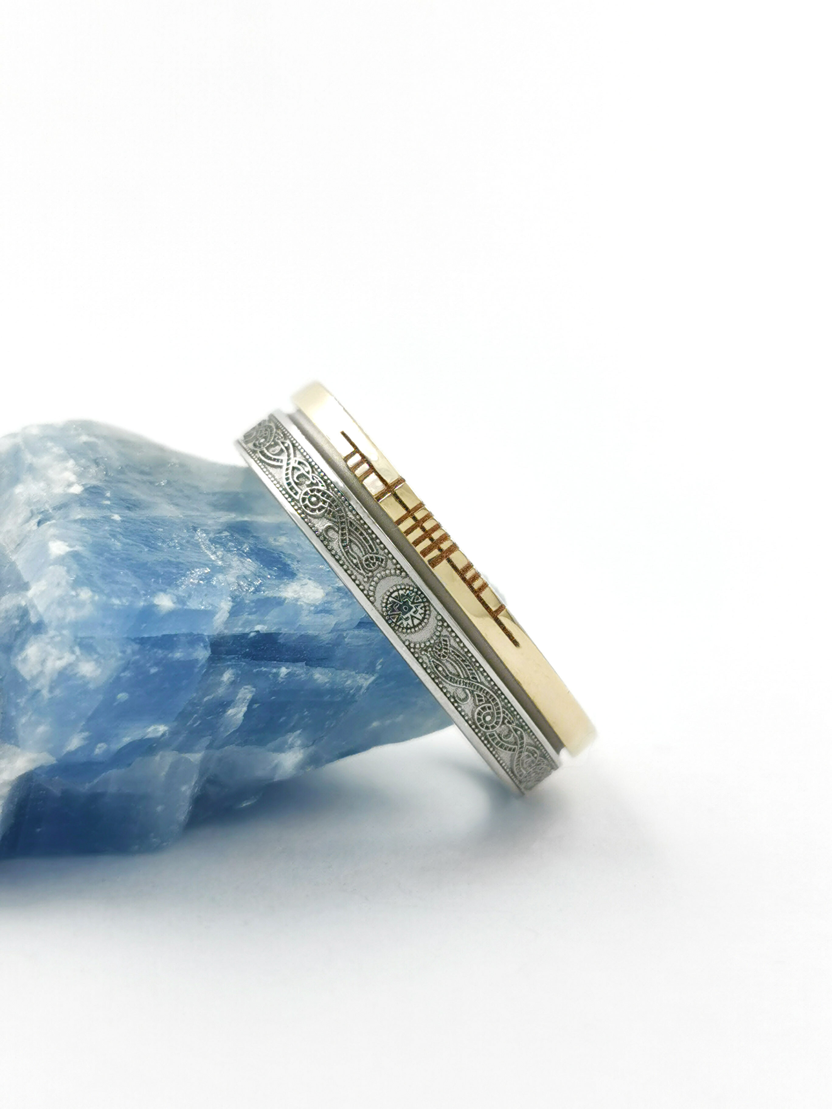 Irish White Gold & Yellow Gold Engravable Ogham 5.2mm Ring With a Florentine Finish