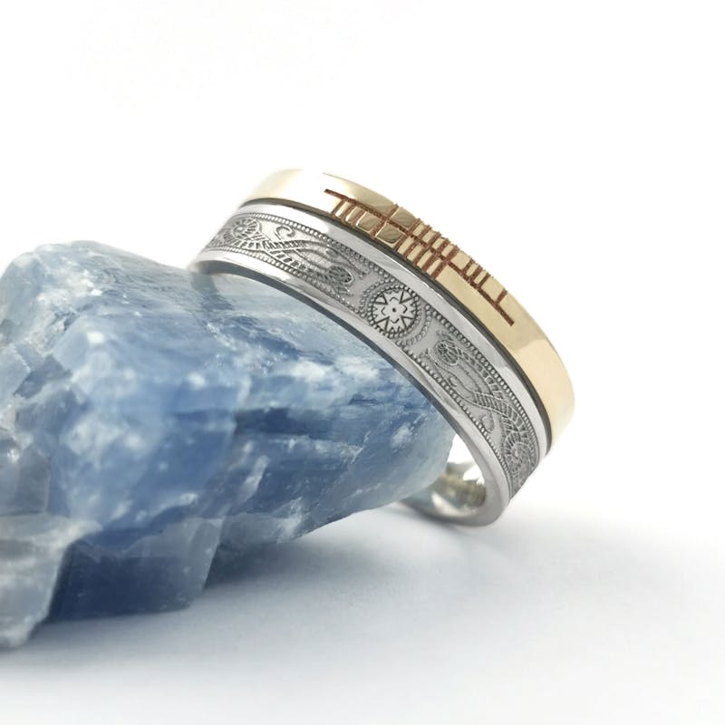 Engravable 10K White Gold & Yellow Gold Ogham 5.2mm Ring With a Florentine Finish