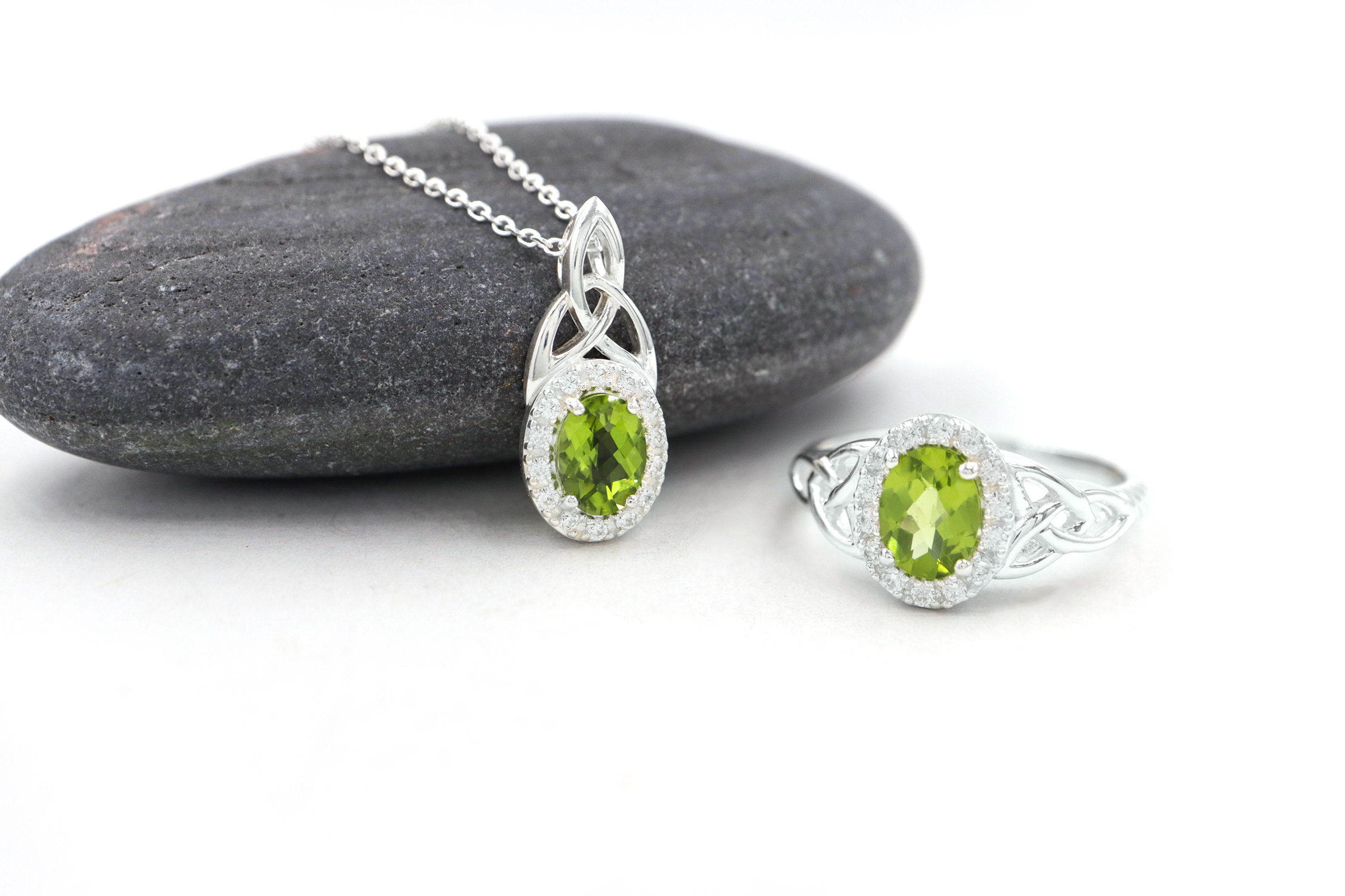 Attractive Sterling Silver Trinity Knot Gift Set For Women