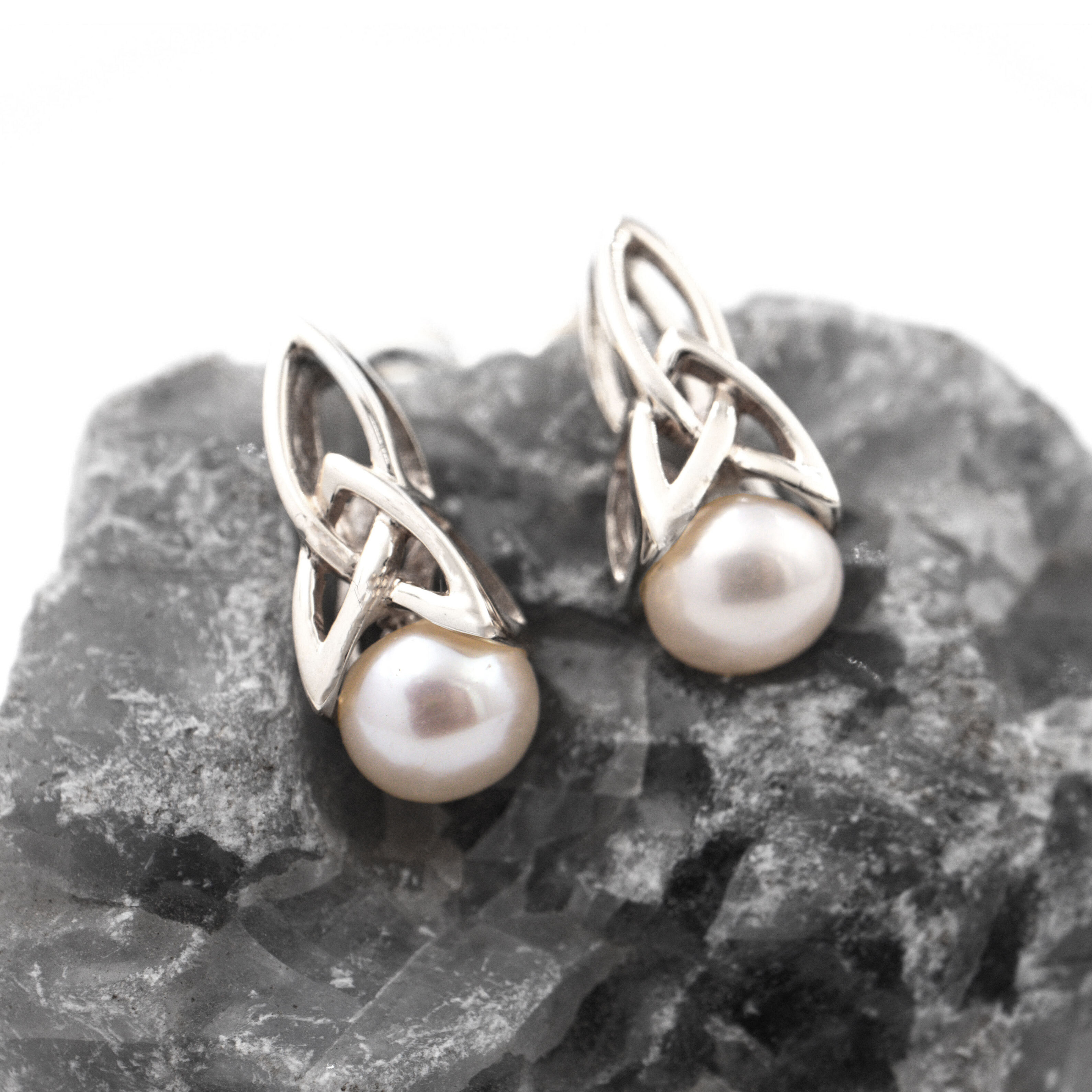 Sterling Silver Trinity Knot Pearl Stud Earring