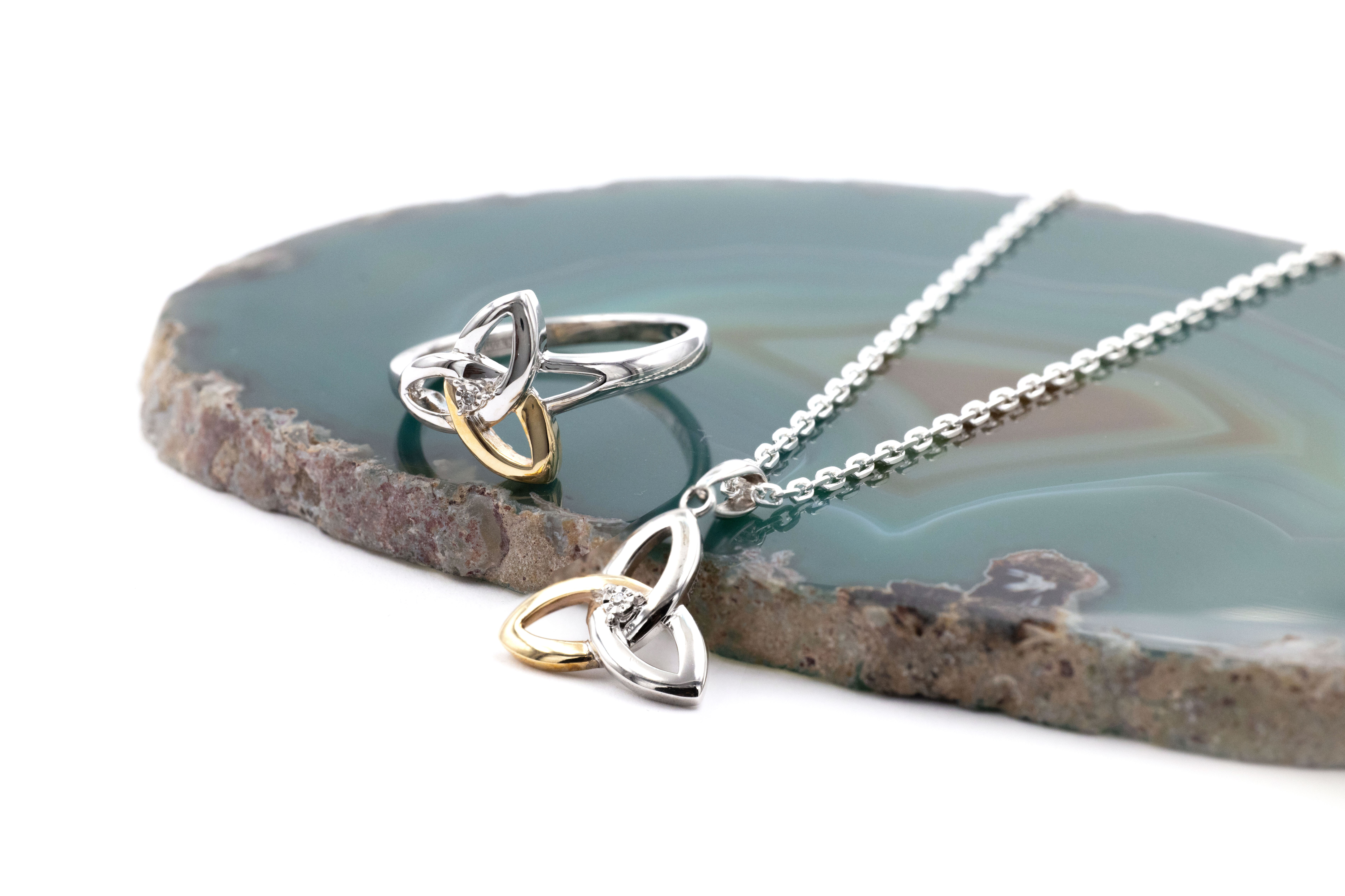 Womens Sterling Silver Trinity Knot Ring