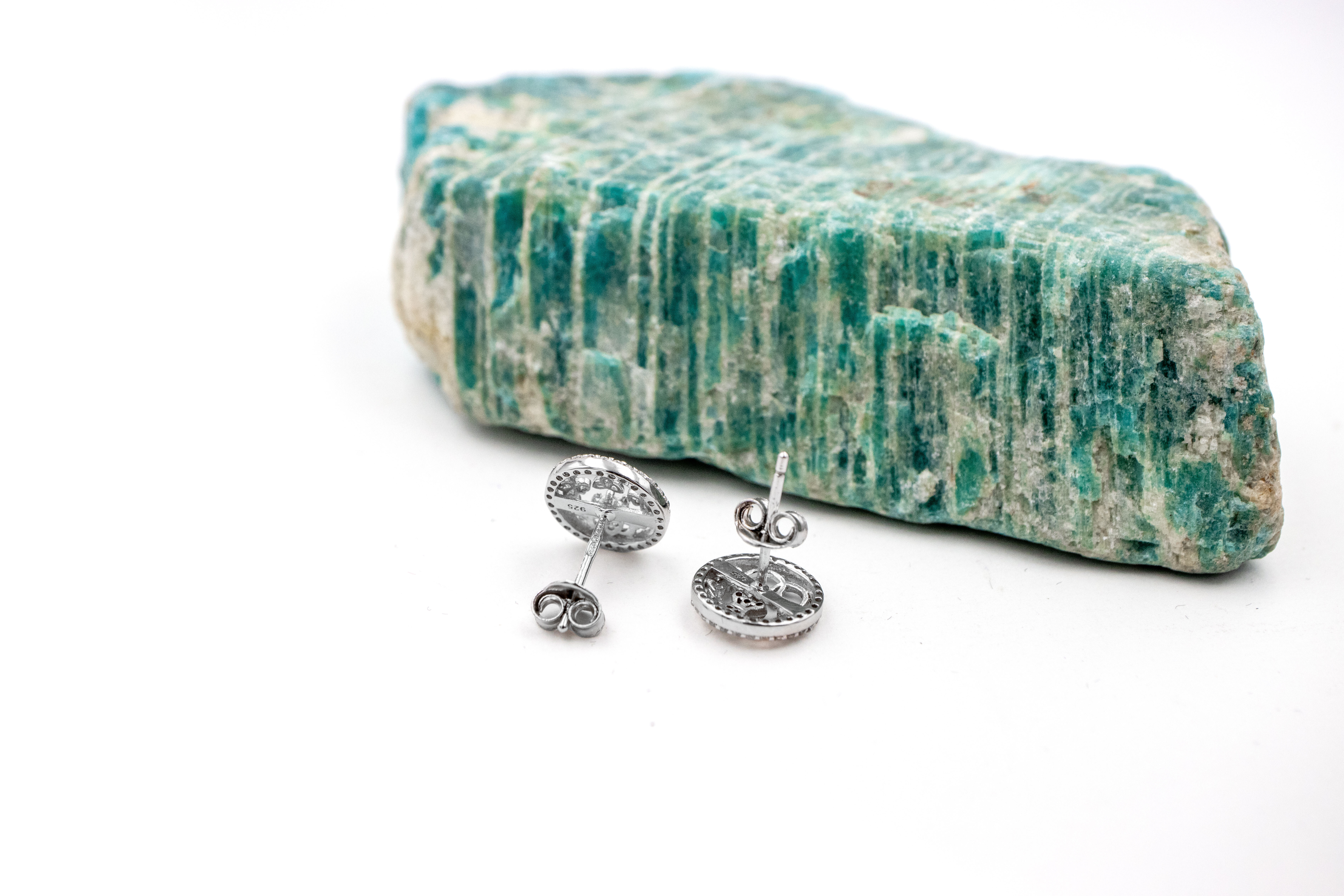 Womens Claddagh & Trinity Knot Earrings in Sterling Silver. Picture Of The Back.