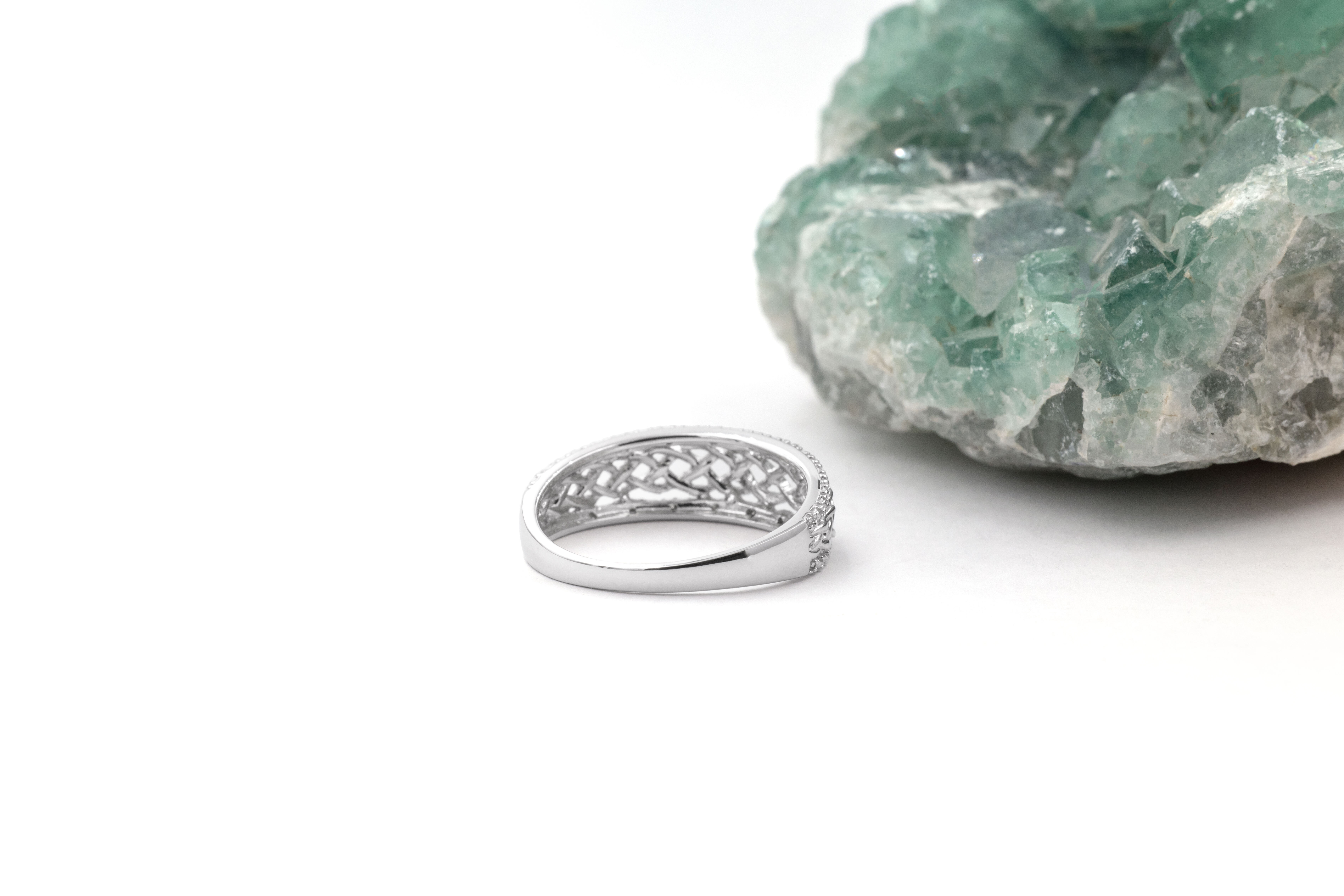 Gorgeous 14K White Gold Celtic Knot Wedding Ring For Women With a Polished Finish