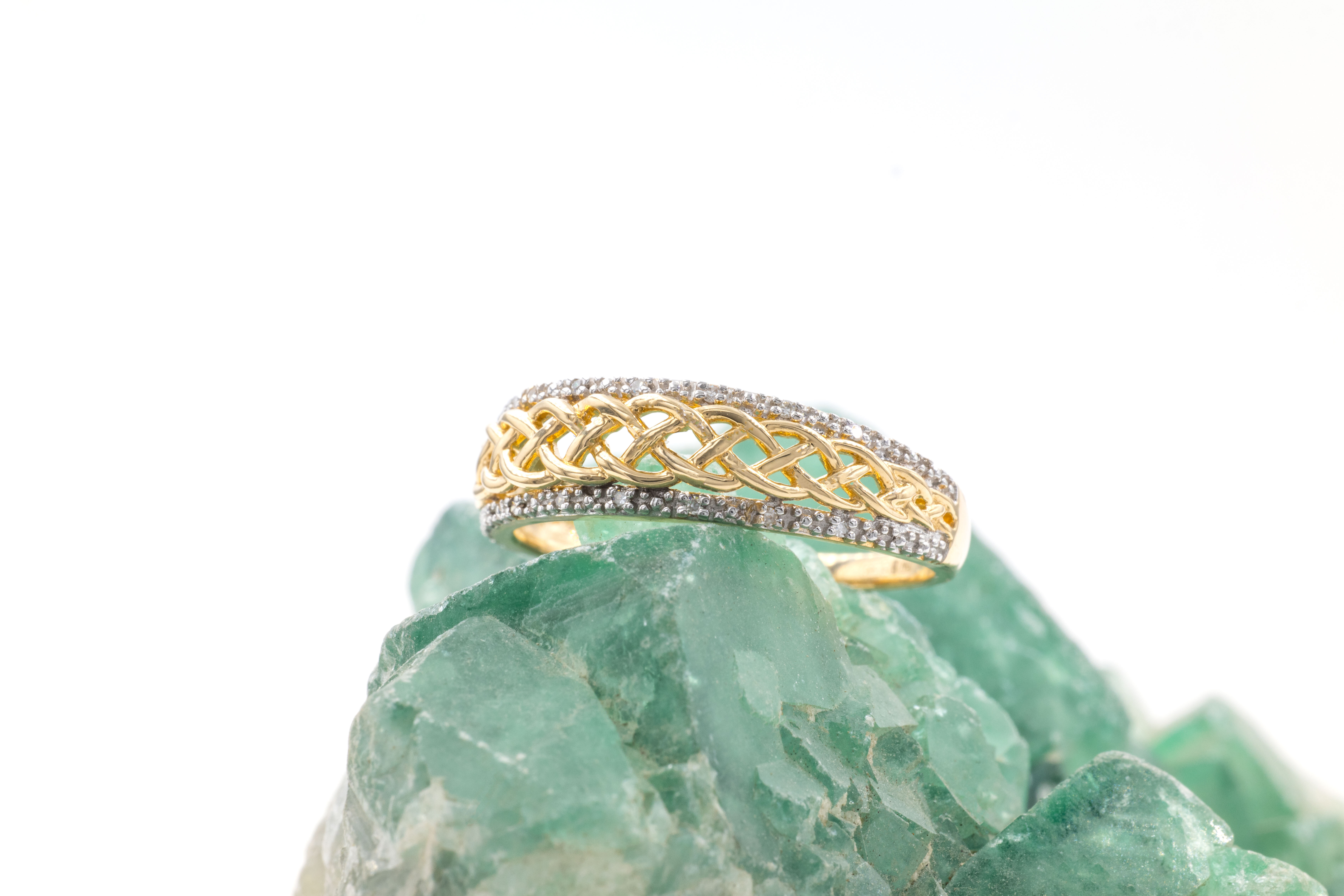 Womens Celtic Knot Ring in 14K Yellow Gold With a Polished Finish