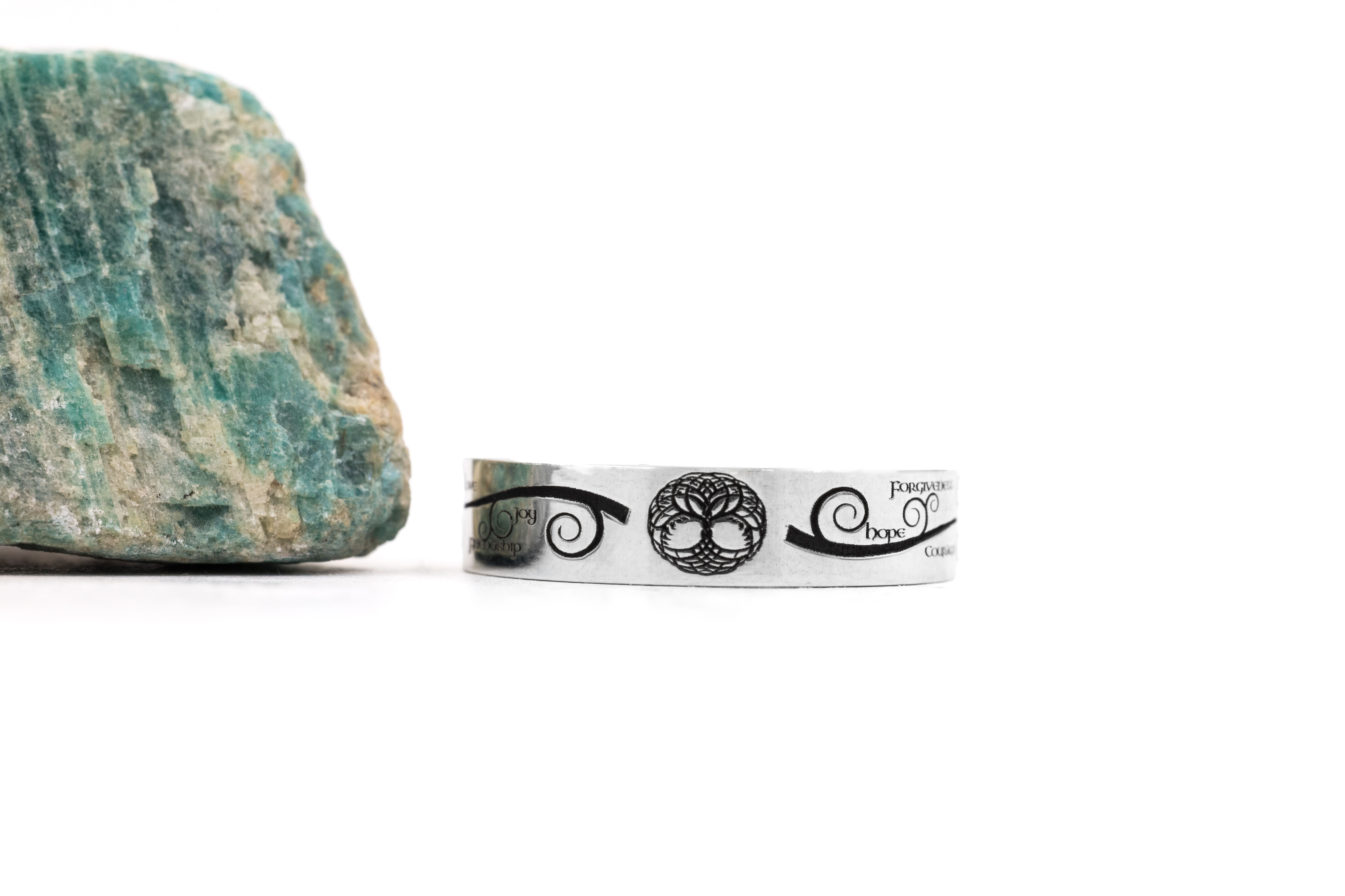 Attractive Sterling Silver Tree of Life 5.2mm Ring