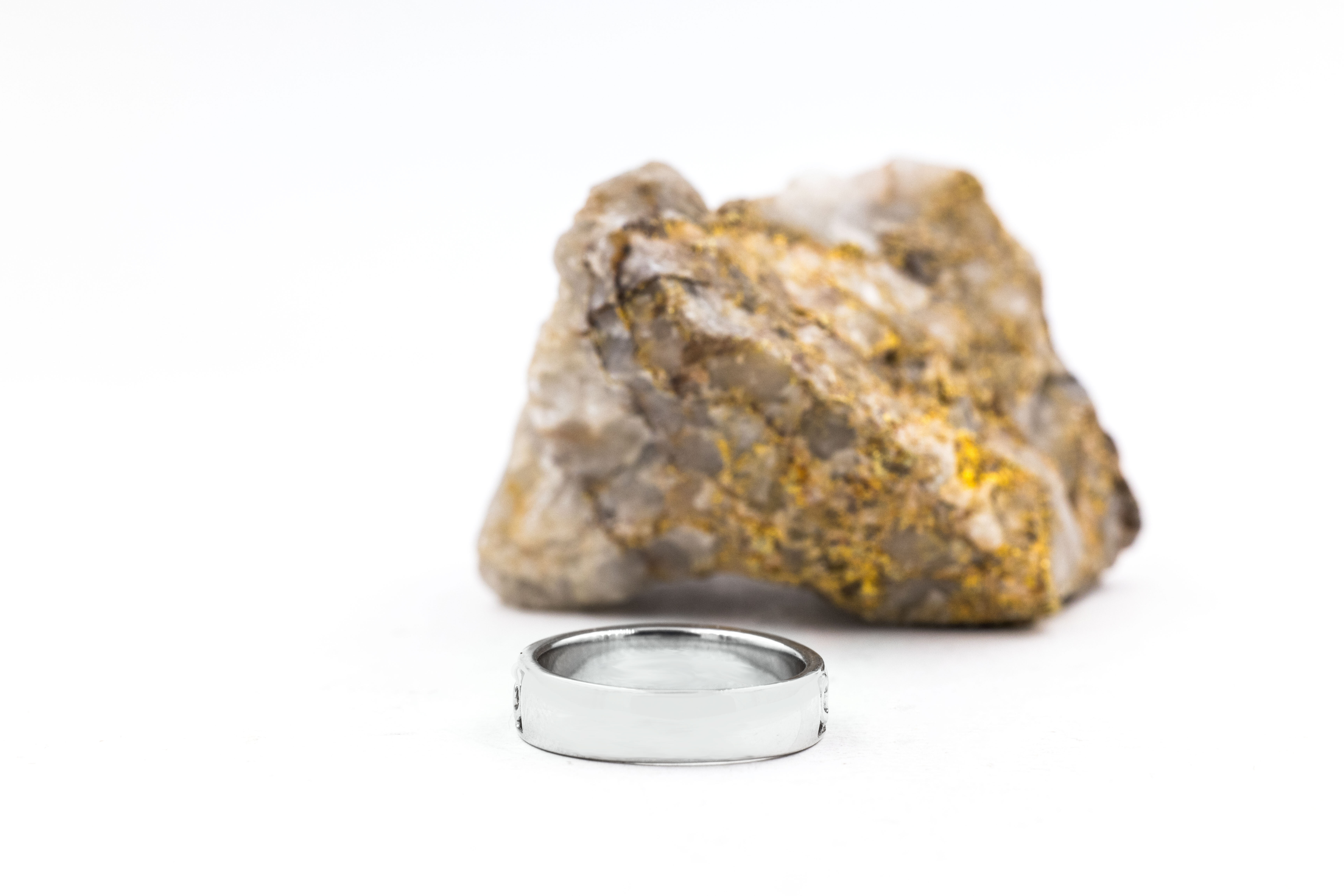 Real White Gold Claddagh & Celtic Knot 5.0mm Ring For Women