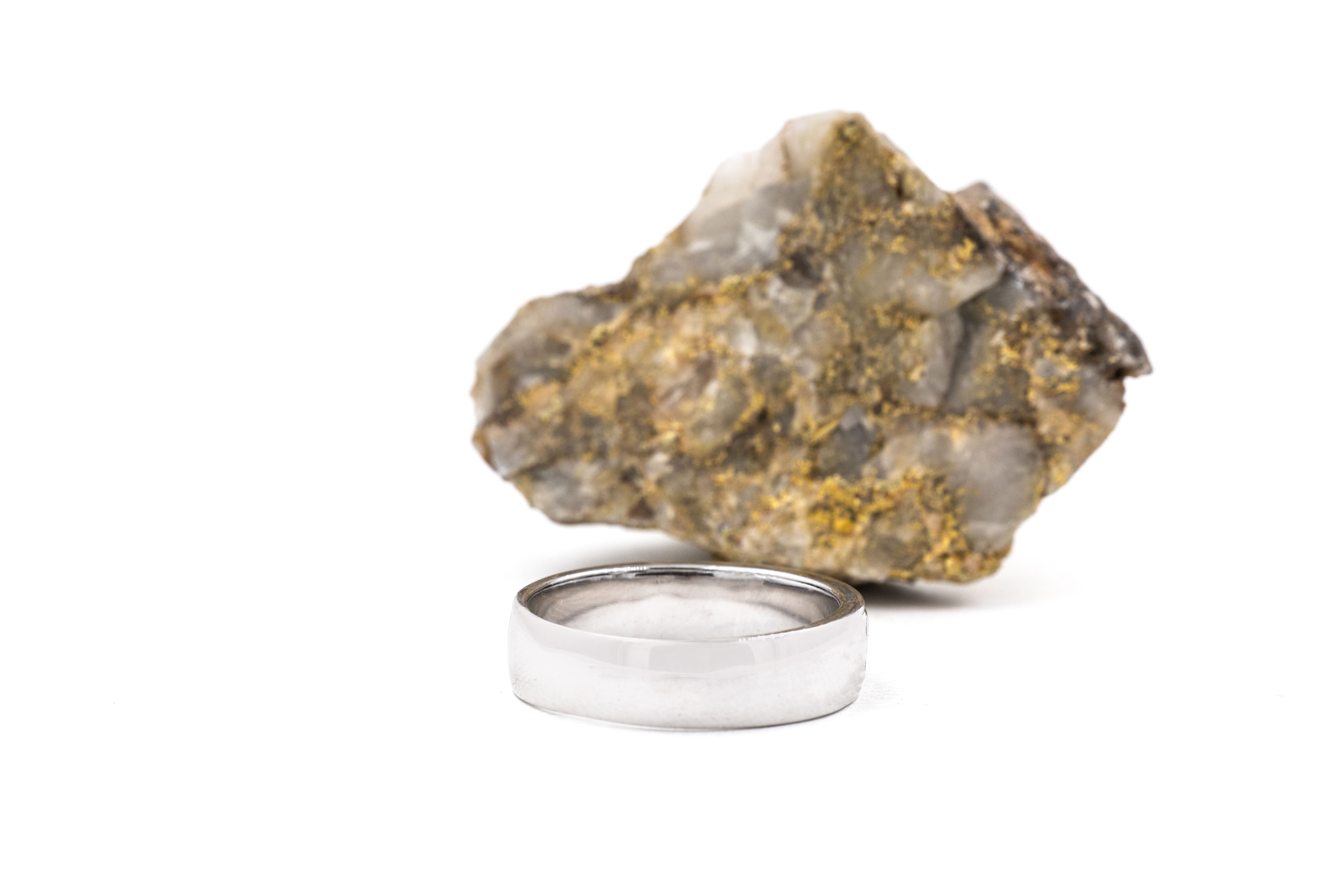 Mens 14K White Gold Claddagh Ring