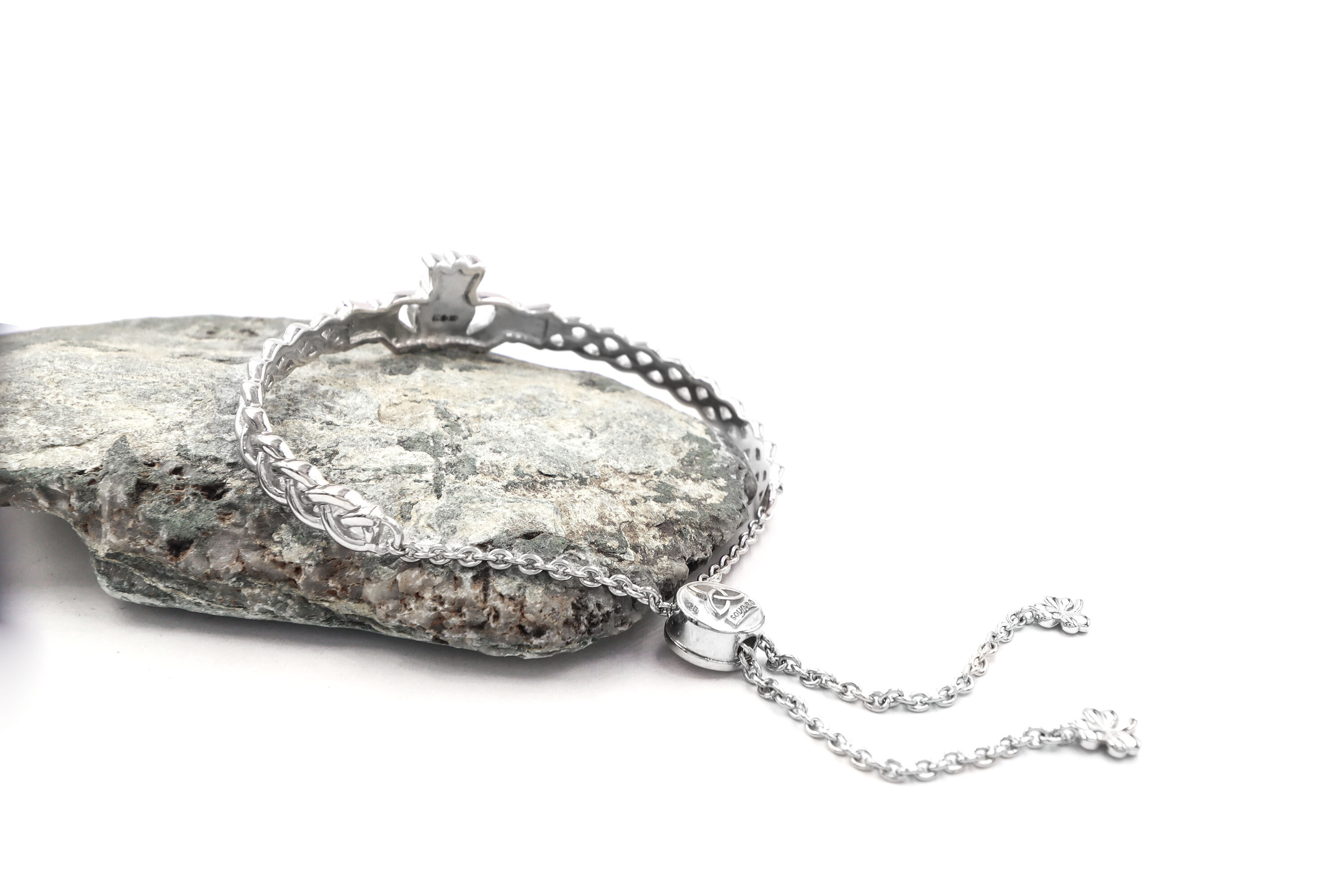 Gorgeous Sterling Silver Claddagh Bracelet For Women