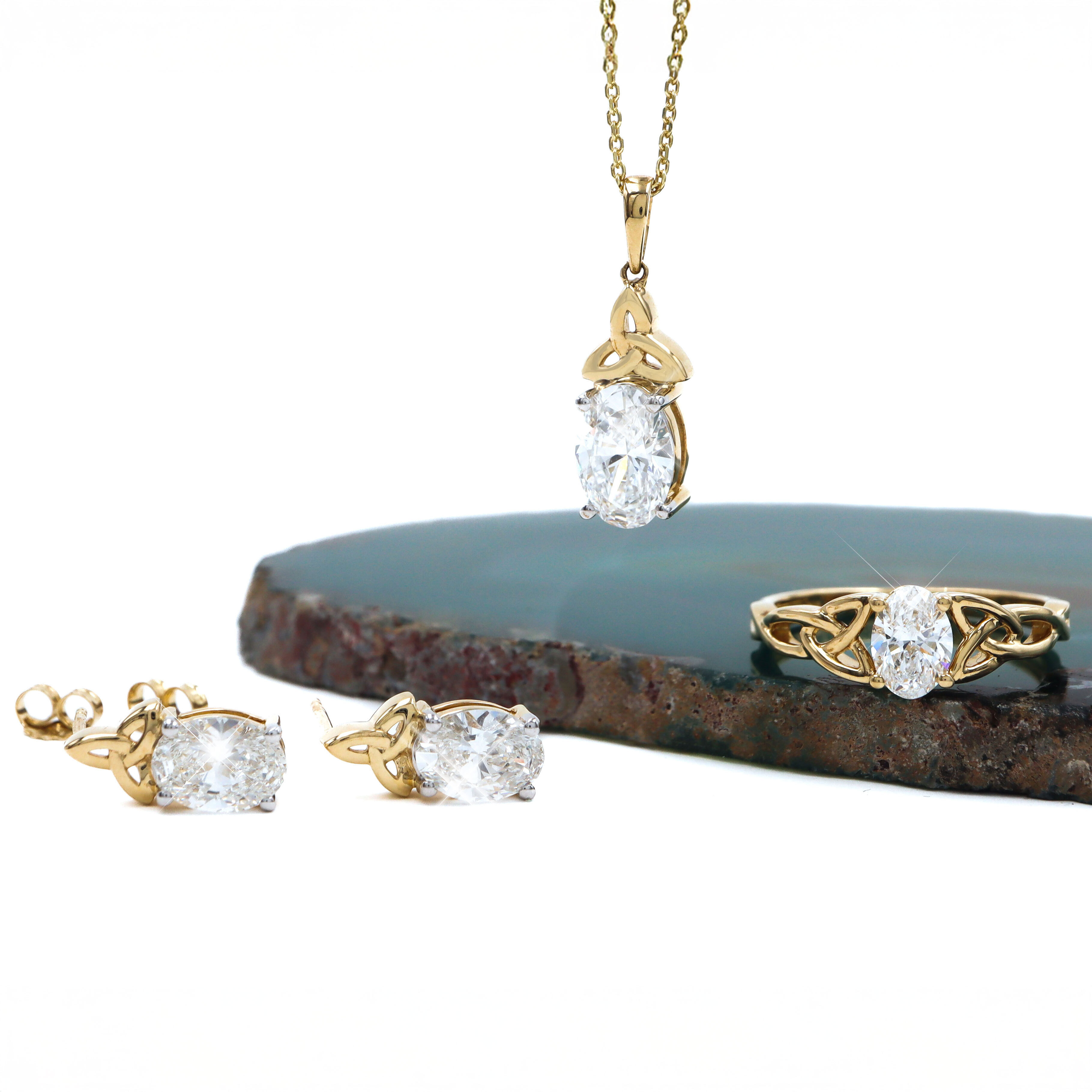 Luxury Diamond Trinity Knot Gift Set