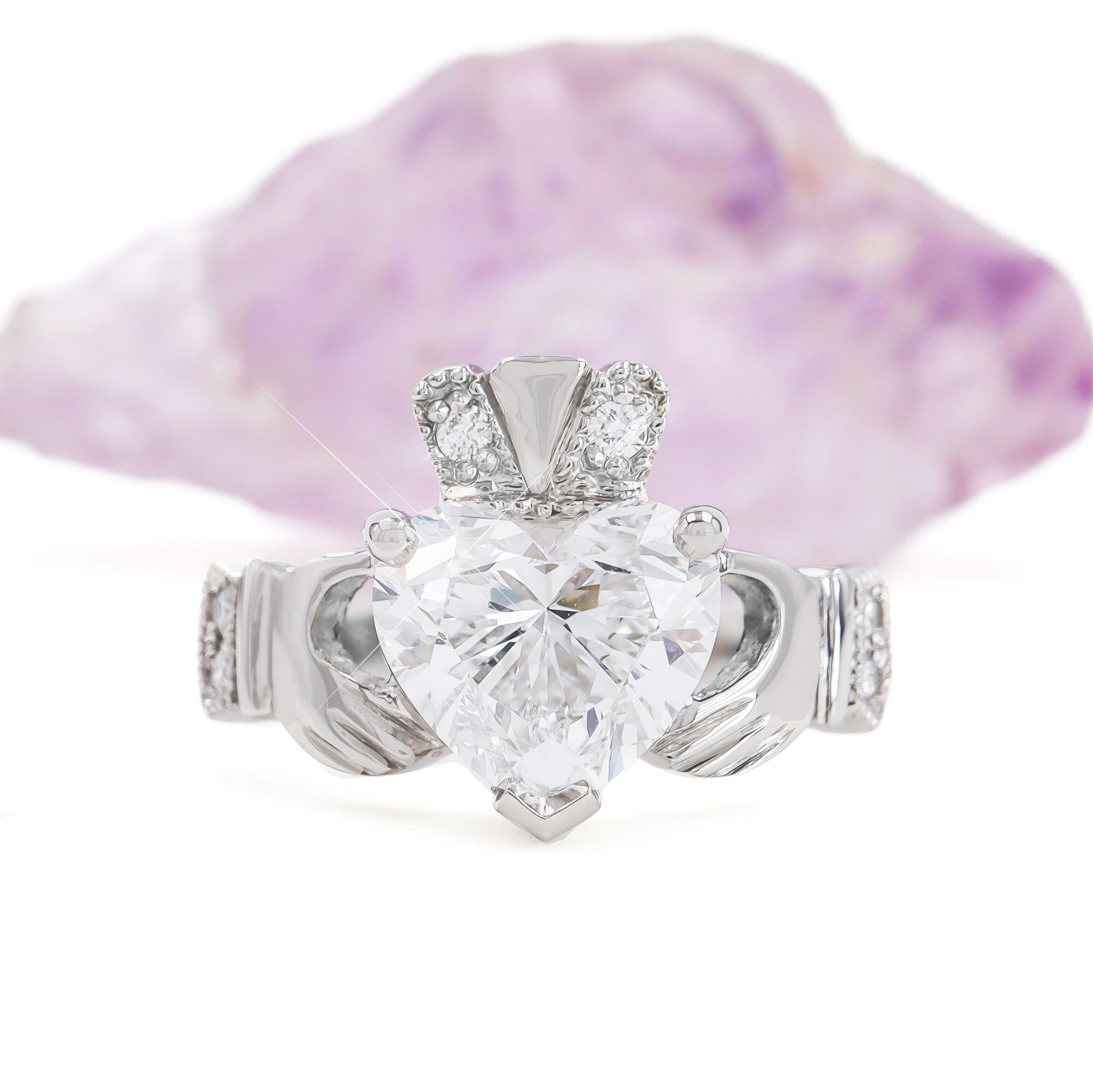 Luxurious 18K White Gold Claddagh 3.00ct Lab Grown Diamond Ring For Women