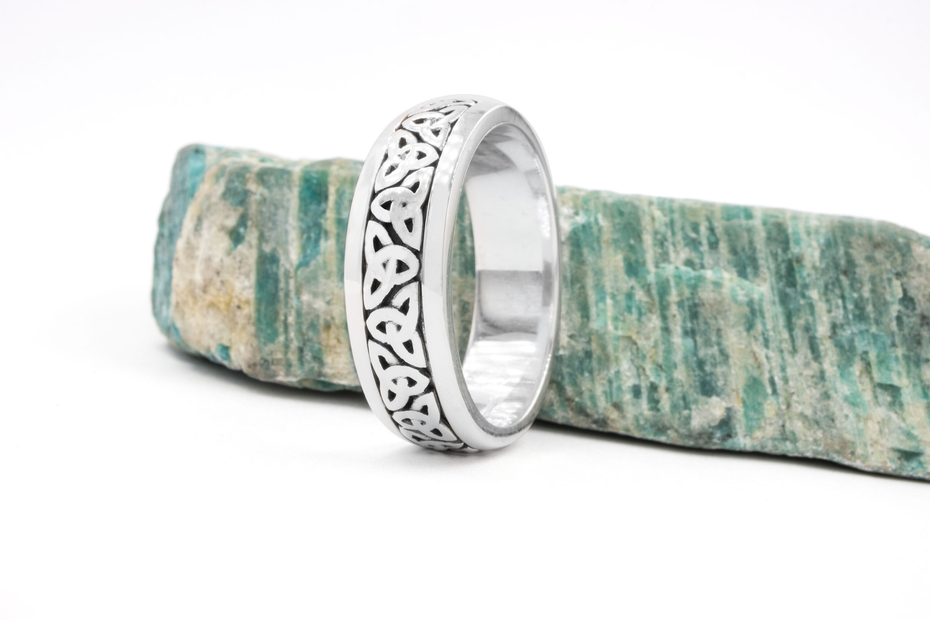 Celtic Knot Ring in Sterling Silver With a Oxidized Finish