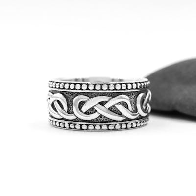 Silver Gents Celtic Knot Band