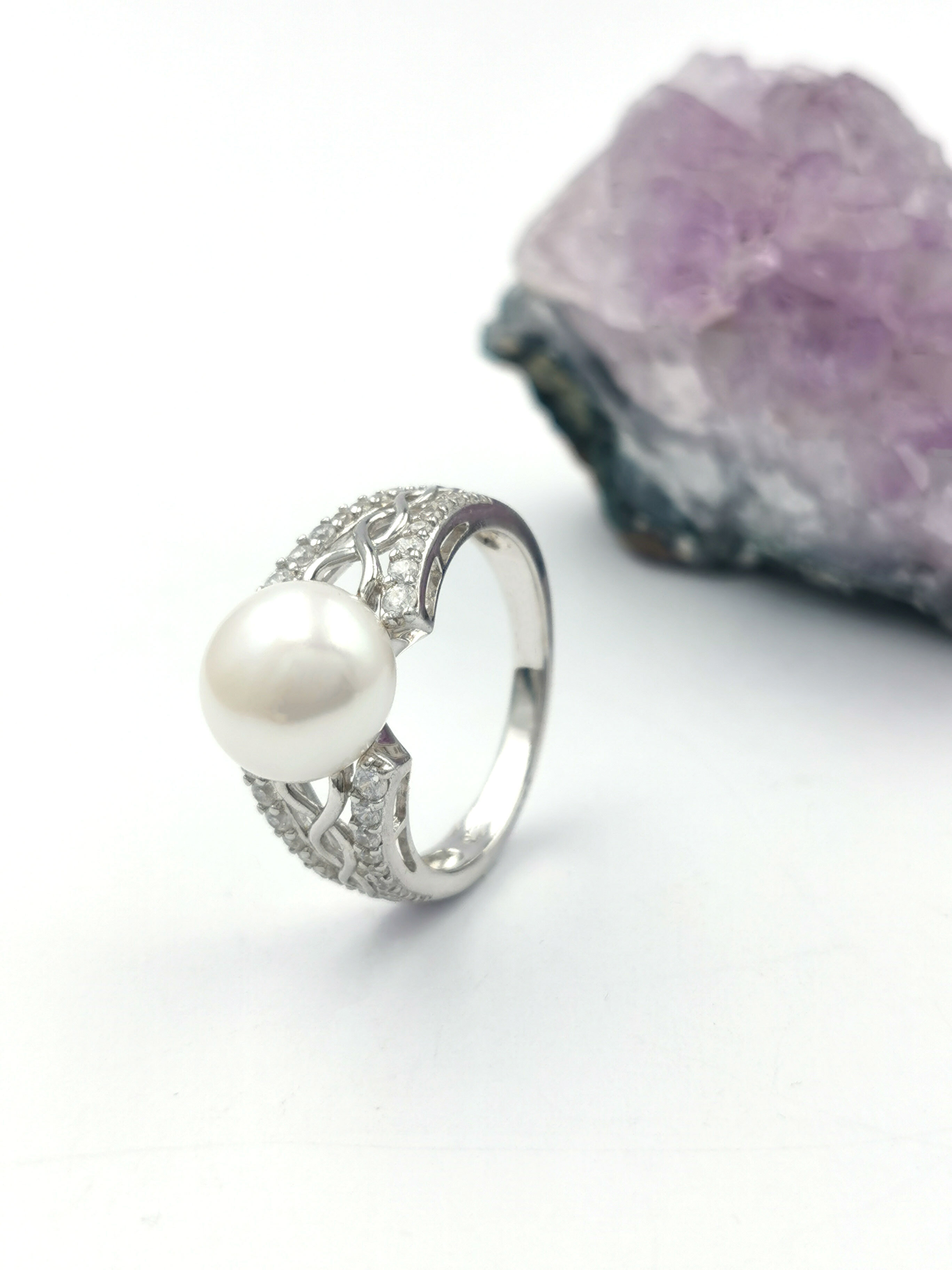 Womens Celtic Knot Ring in Real Sterling Silver