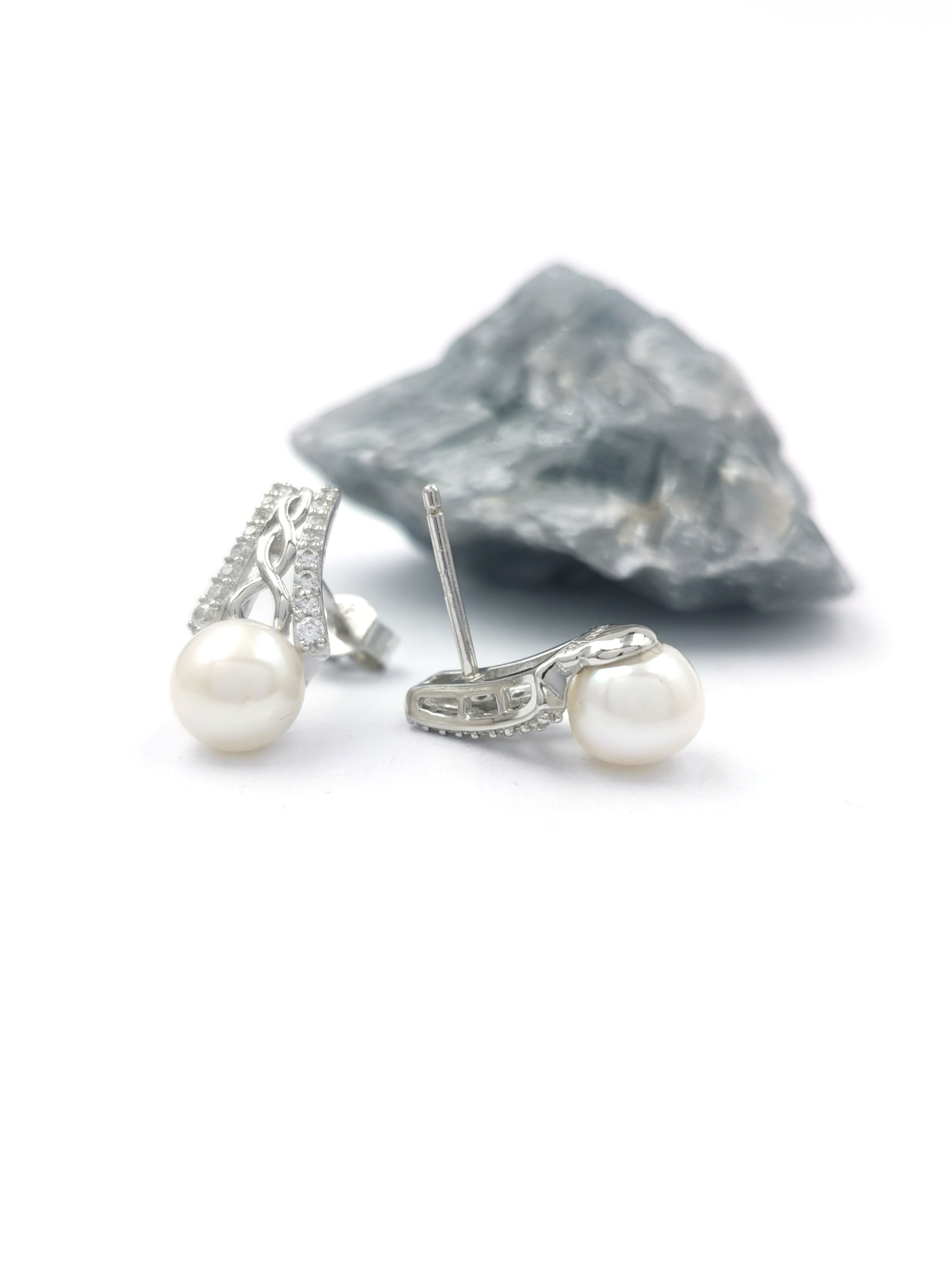 Womens Attractive Sterling Silver Celtic Knot Gift Set