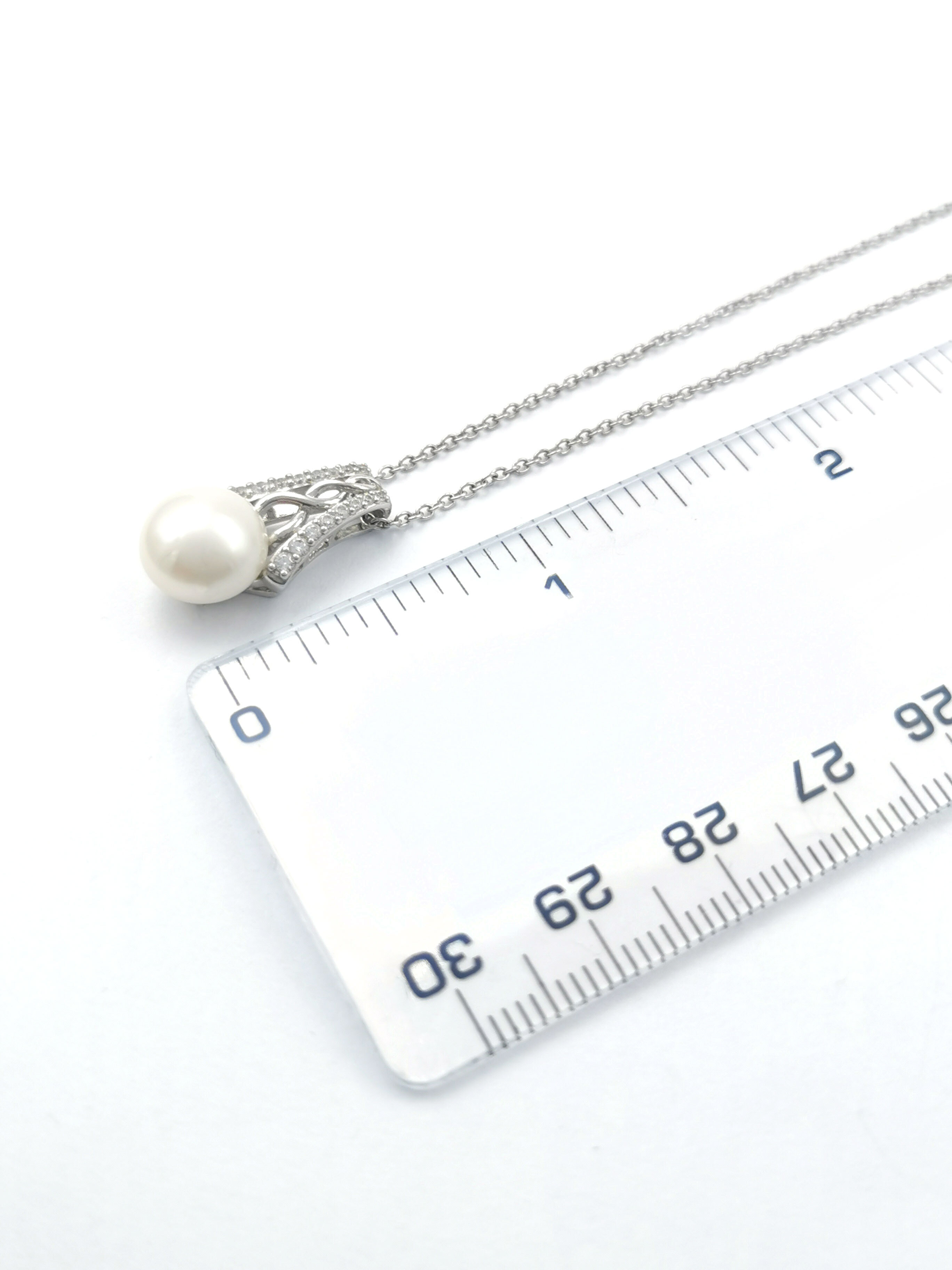 Womens Sterling Silver Celtic Knot Gift Set. Picture For Scale.