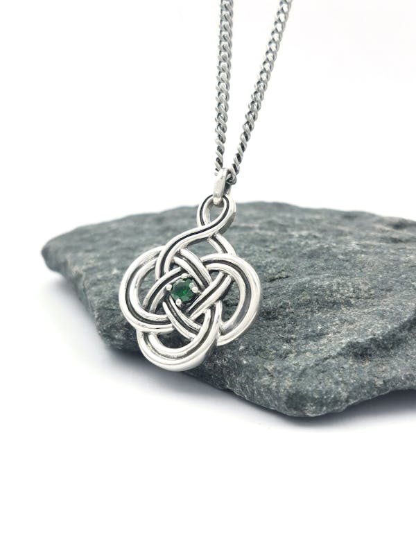 Authentic Sterling Silver Celtic Knot Gift Set With a Oxidized Finish For Women