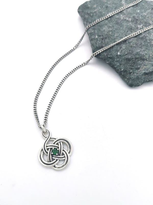Womens Striking Oxidized Sterling Silver Celtic Knot Gift Set