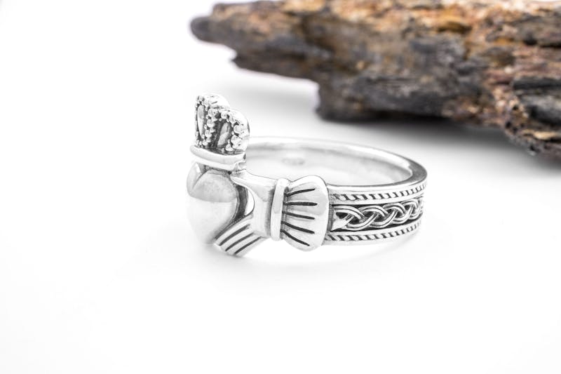 Mens Genuine Oxidized Sterling Silver Claddagh & Celtic Knot Gift Set