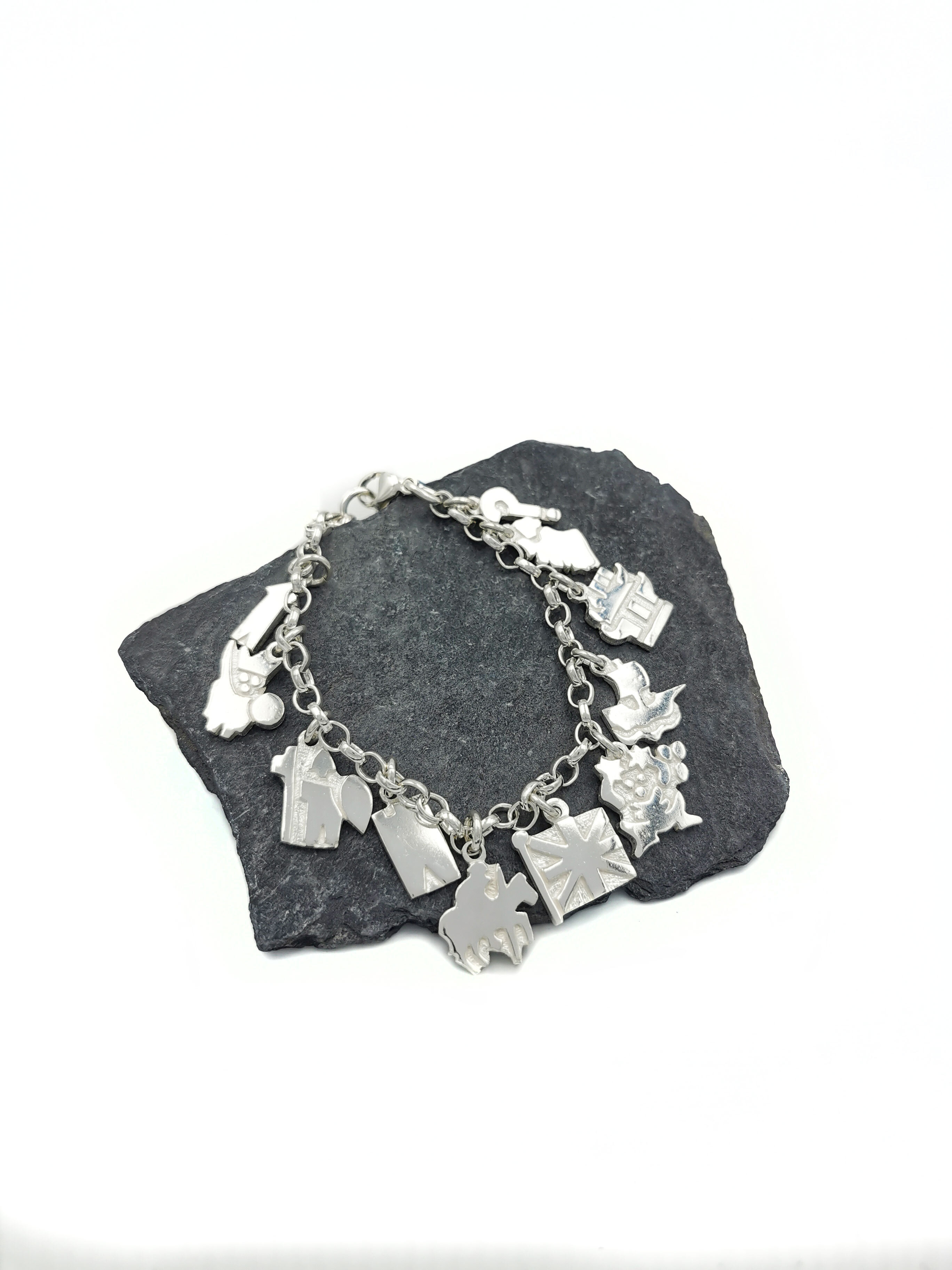 Womens Polished Sterling Silver History Of Ireland Bracelet