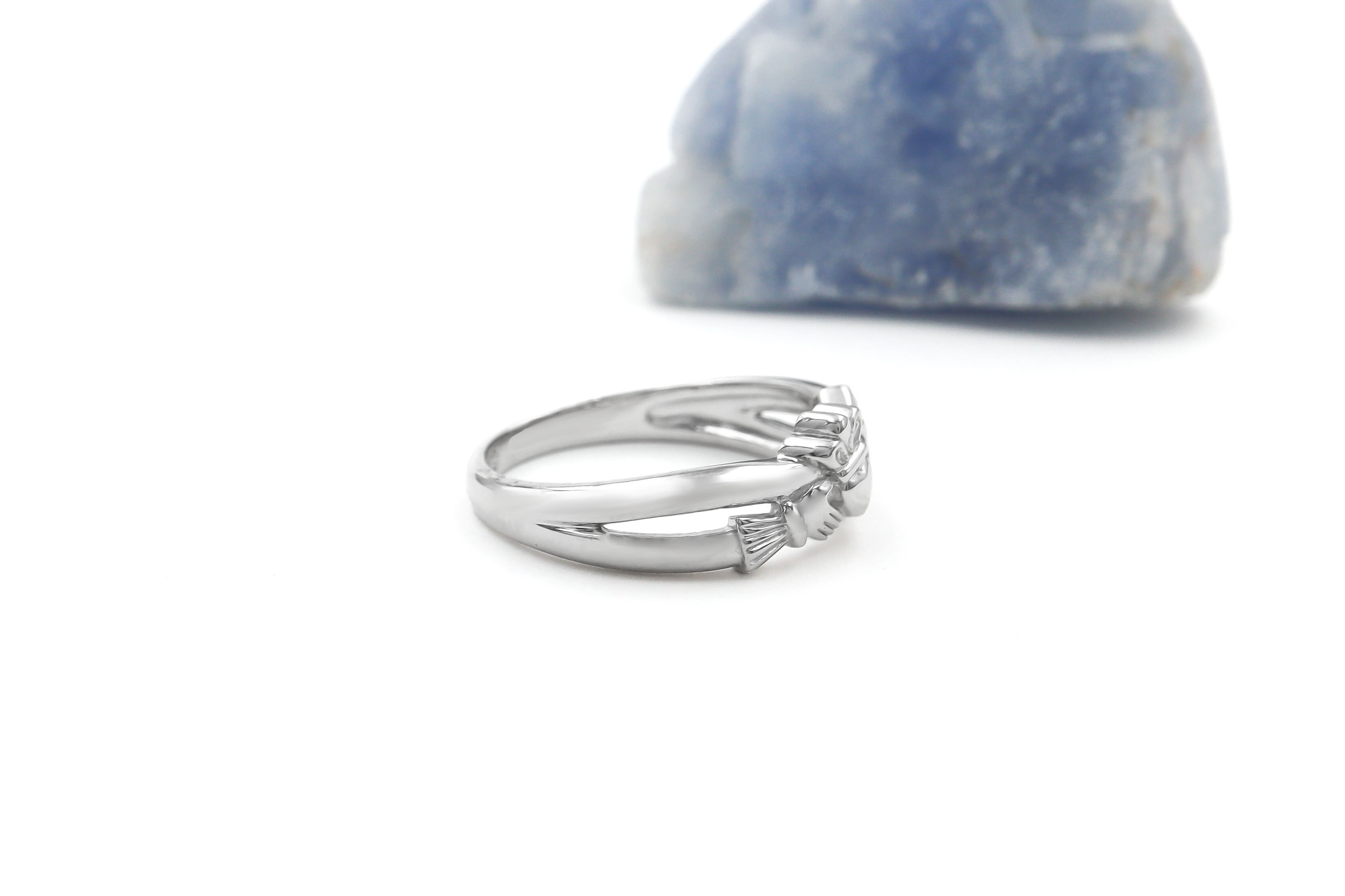 Sterling Silver Kiss Claddagh Ring Sku 1252 side 2