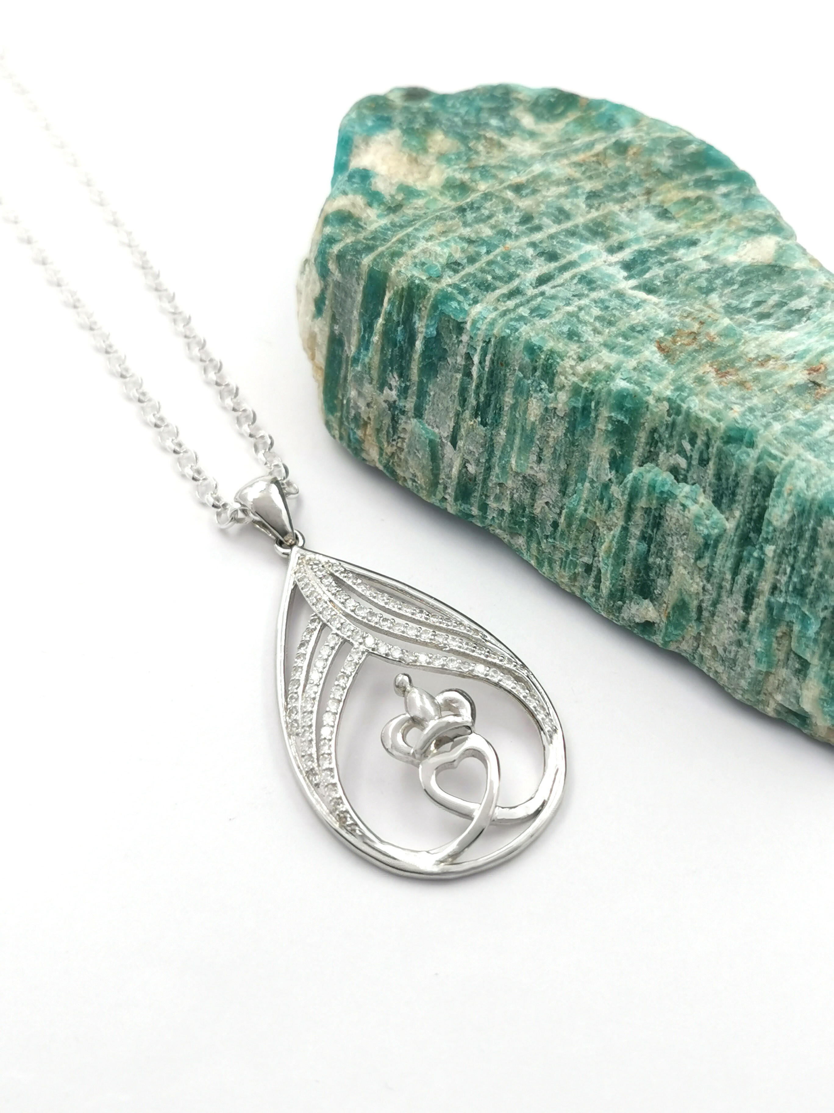 Claddagh - Shown with Luxury Rolo Chain