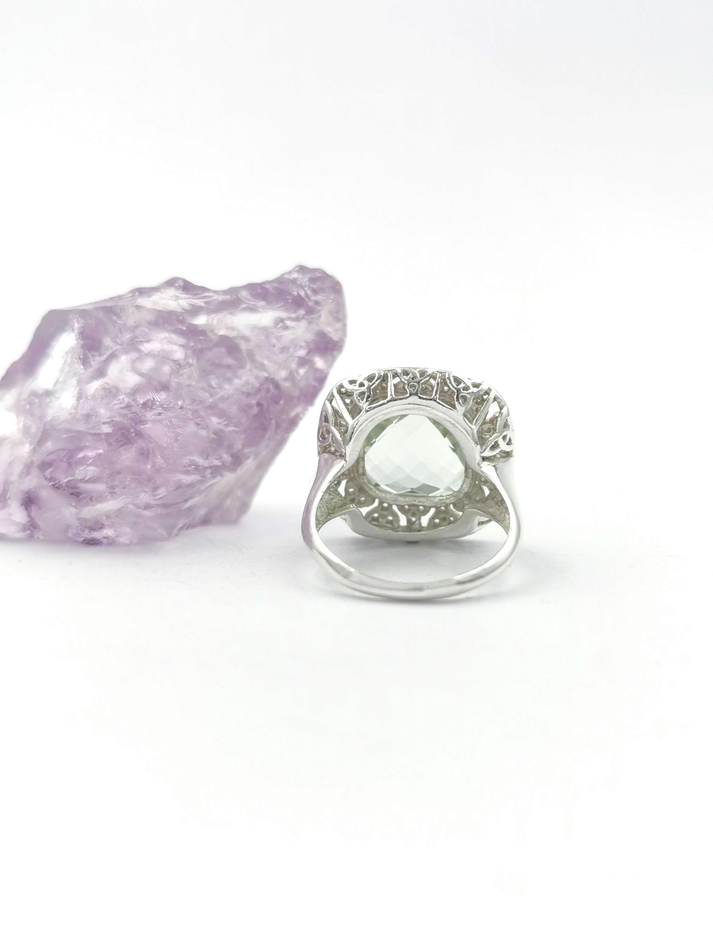 Womens Trinity Knot Ring in Sterling Silver