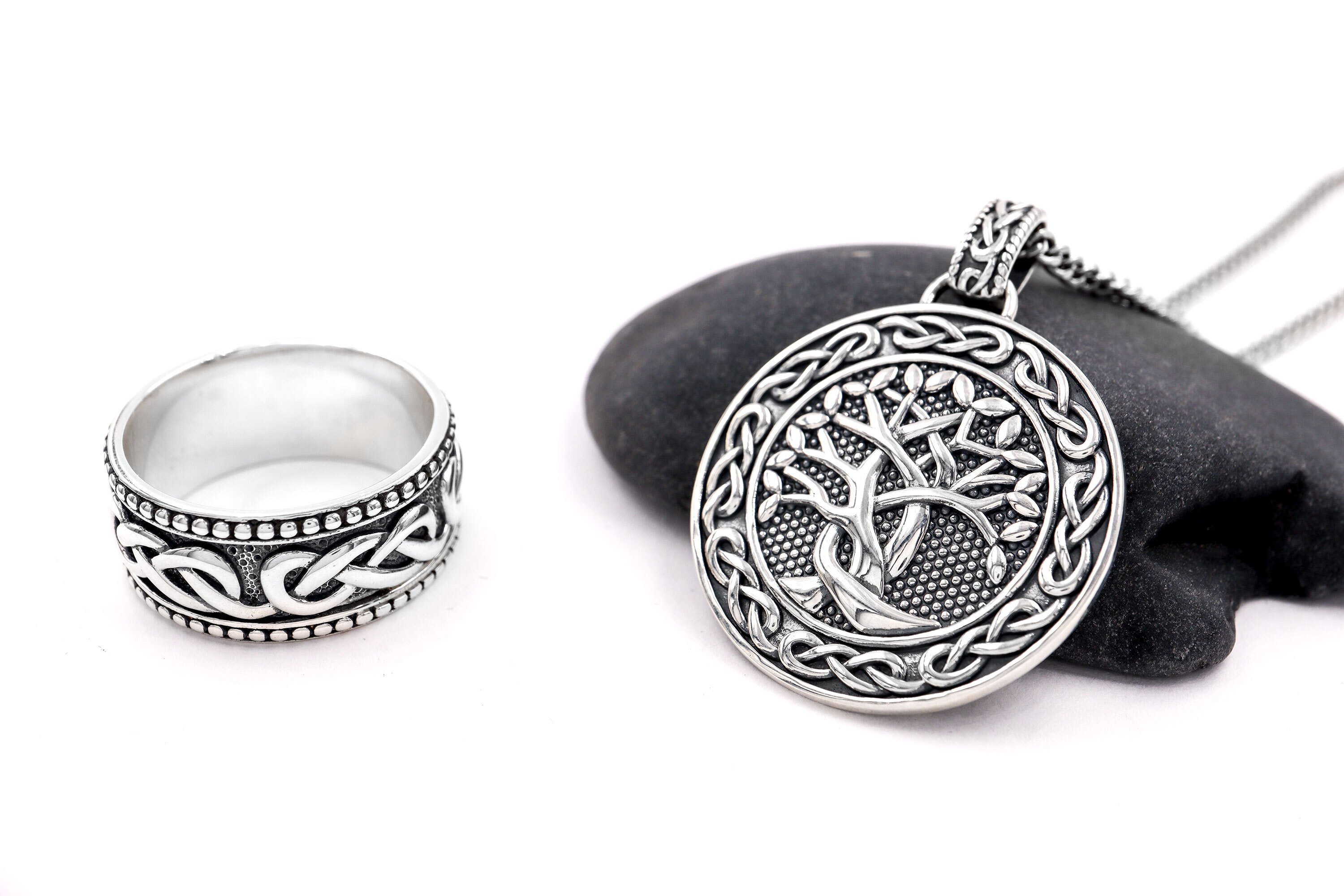 Tree of life hot sale men's jewelry