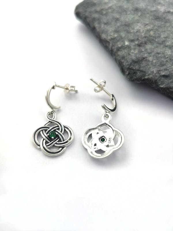 Womens Celtic Knot Gift Set in Sterling Silver With a Oxidized Finish
